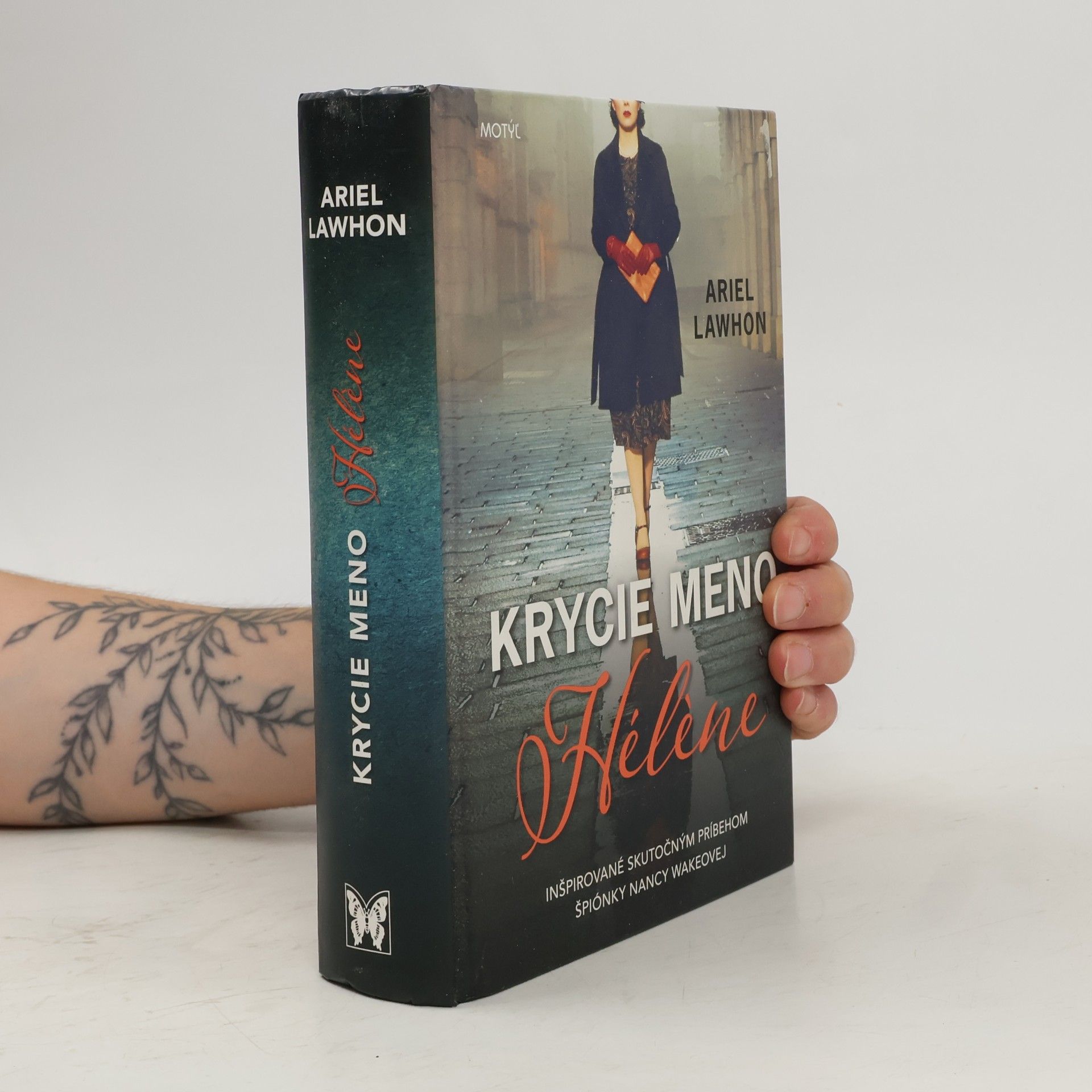 Ariel Lawhon Krycie meno Hélène
