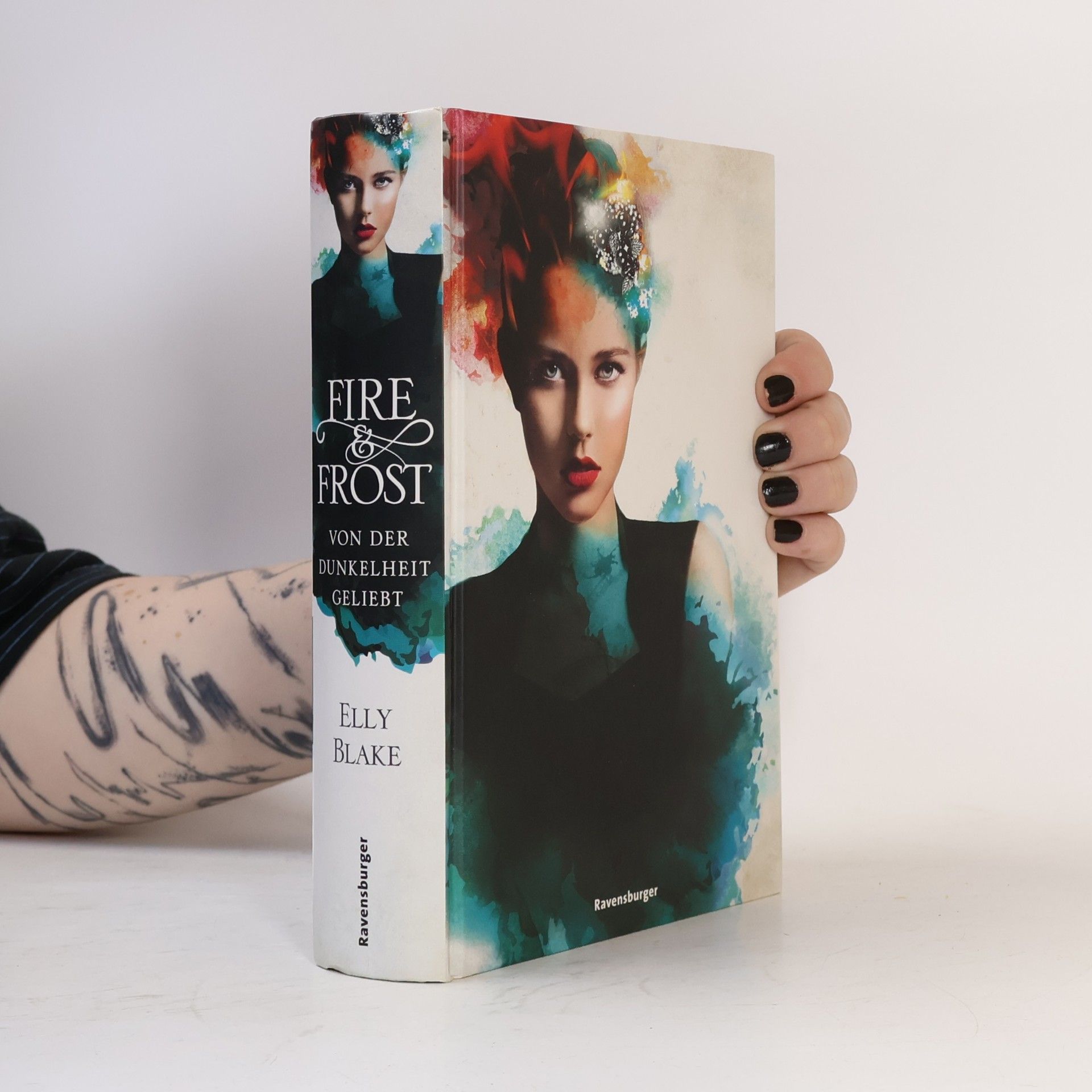 Elly Blake Von der Dunkelheit geliebt