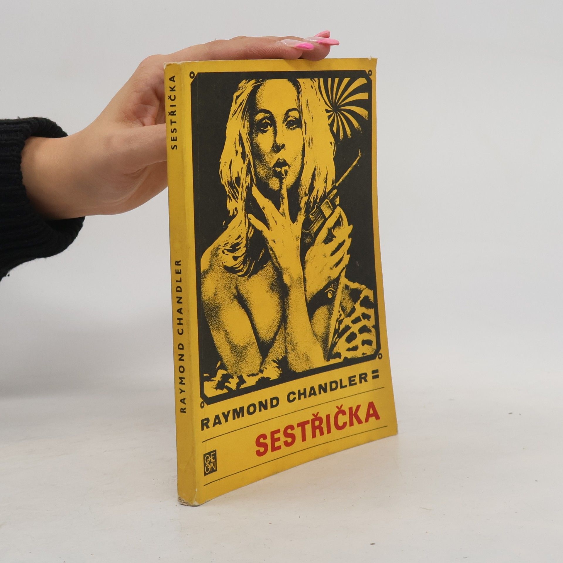 Raymond Chandler Sestřička