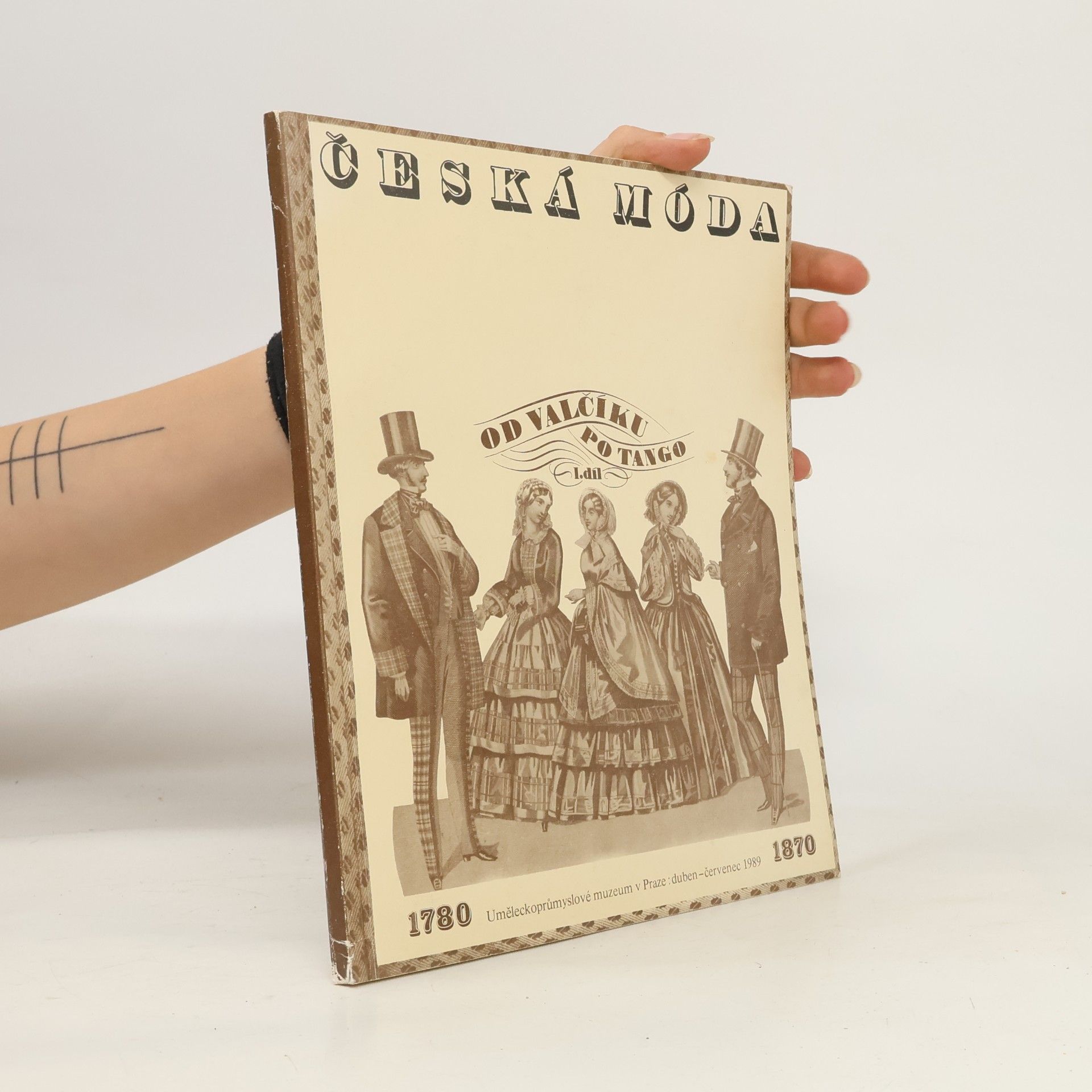 Autores varios Česká móda 1918-1939