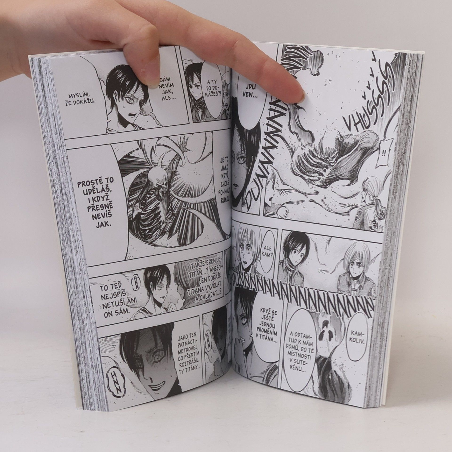 Hajime Isayama Útok titánů. 3