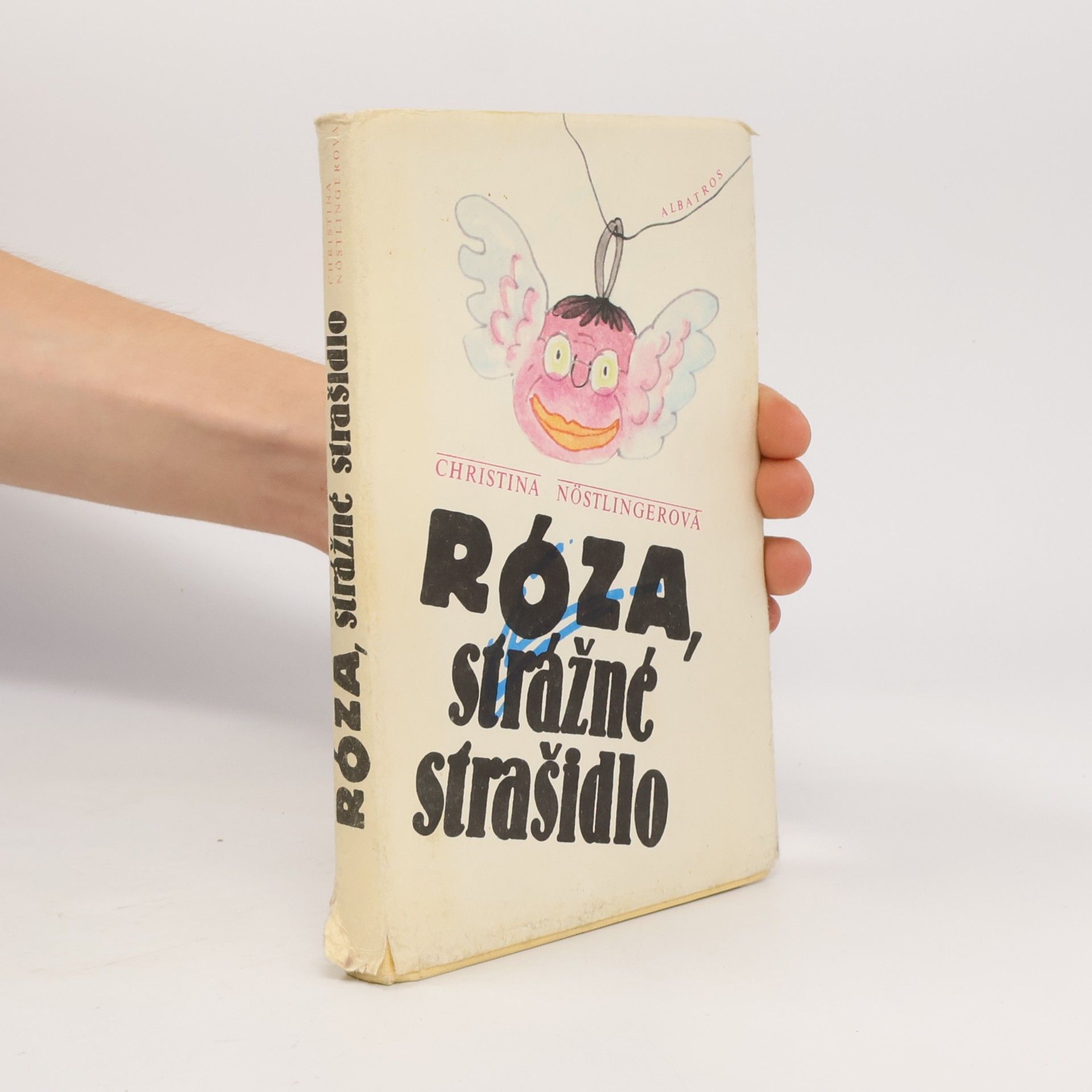 Christina Nöstlingerová Róza, strážné strašidlo