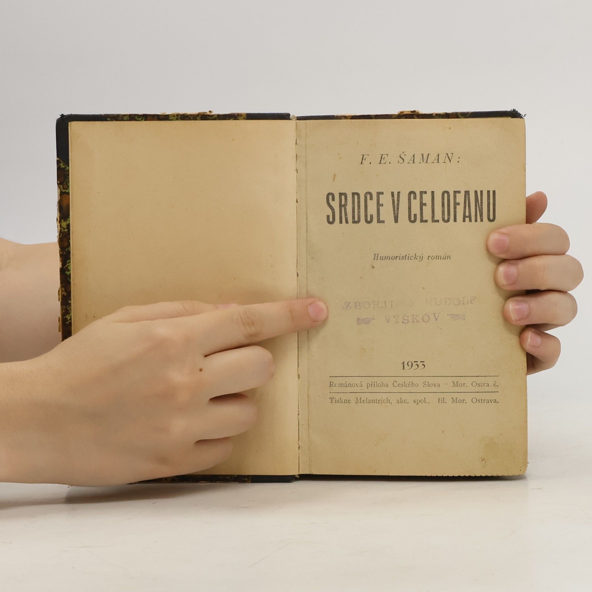 F. E. Šaman Srdce v celofánu
