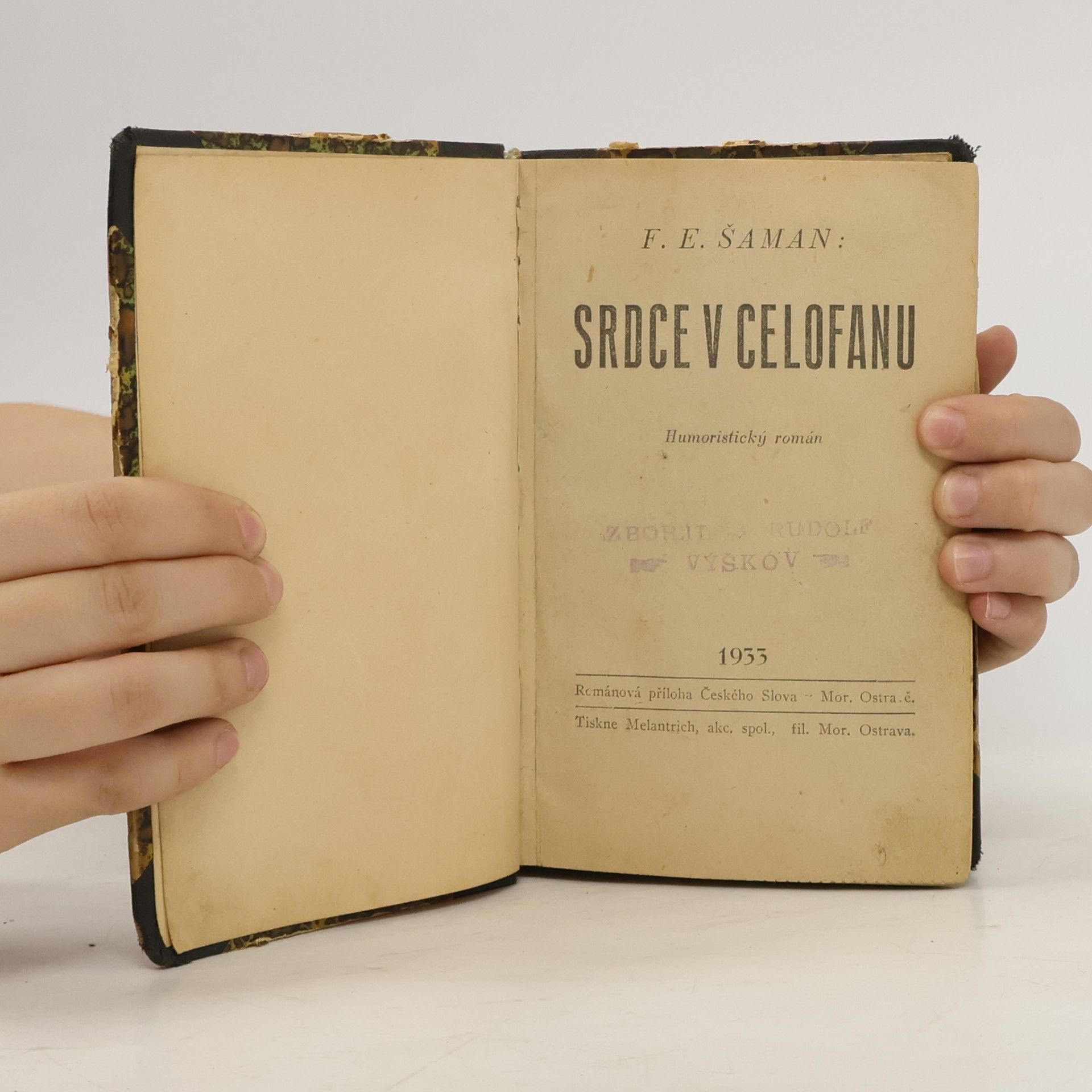 F. E. Šaman Srdce v celofánu