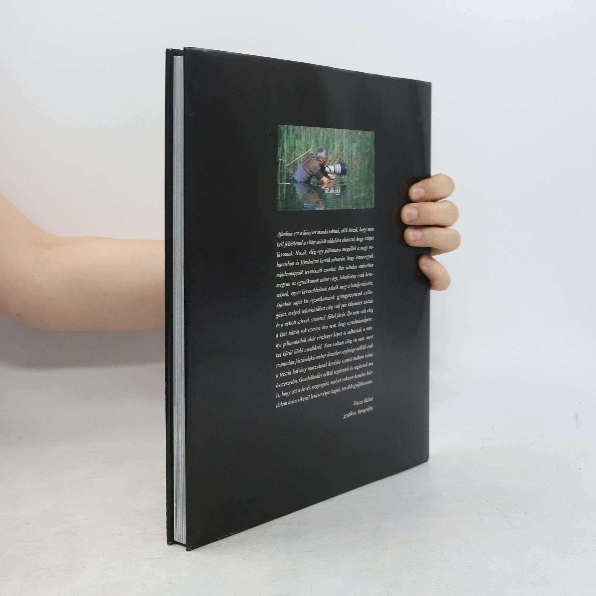 Bálint Vincze Genuine : the images of four years compressed into four seasons