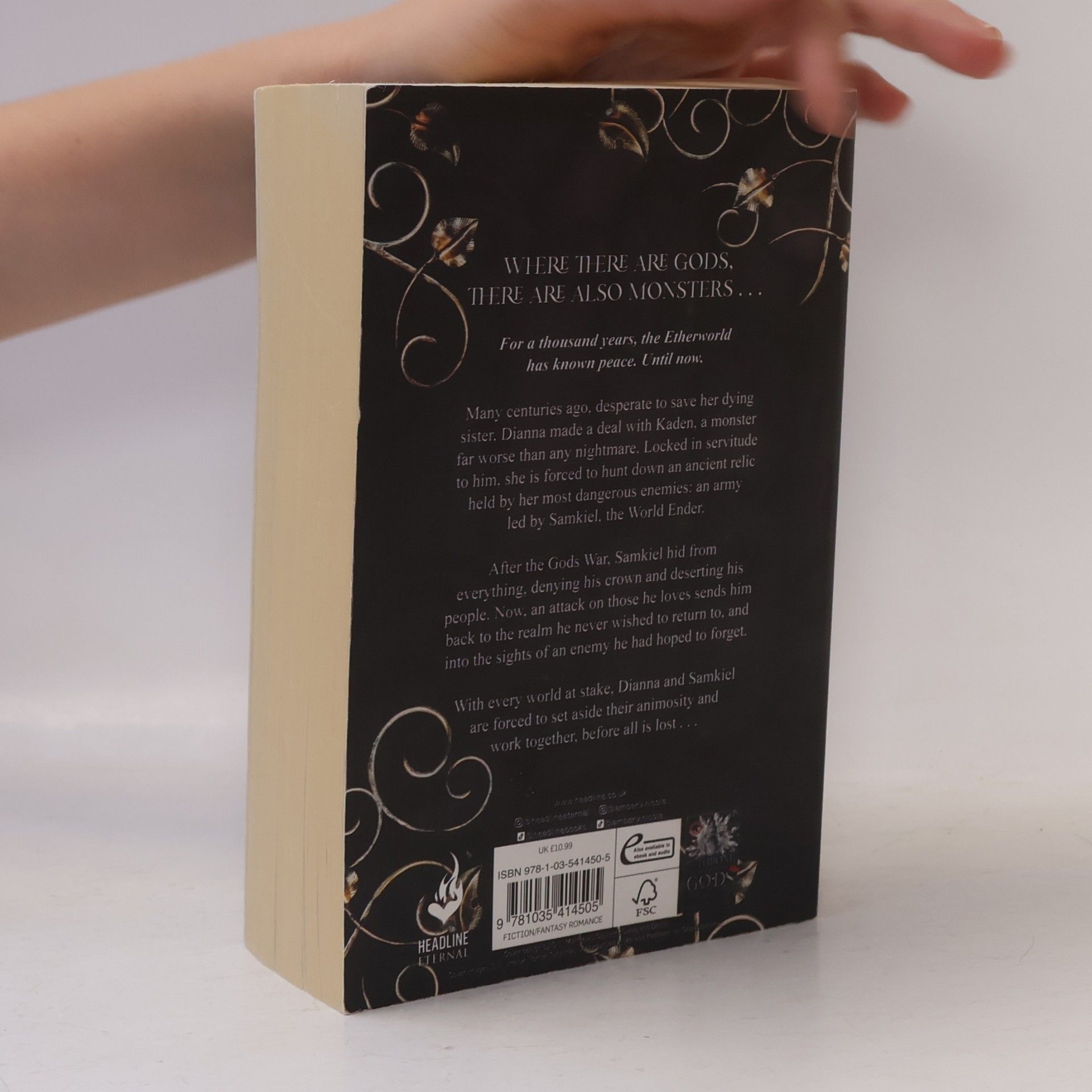 Amber V. Nicole The book of Azrael