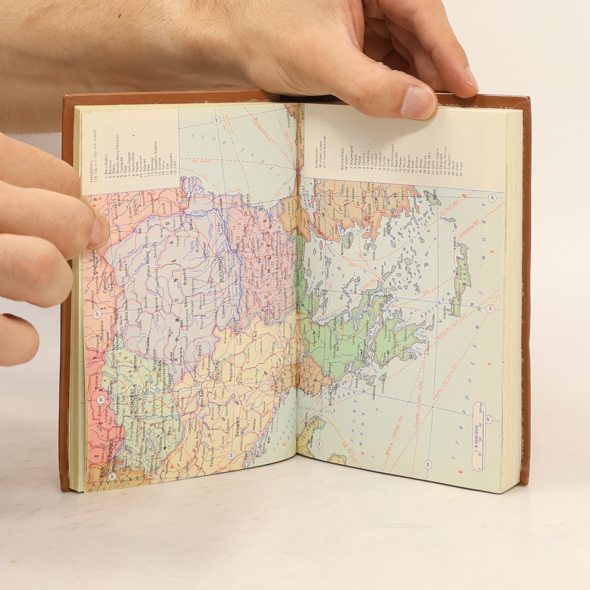 Kolektív autorov Vreckový atlas sveta