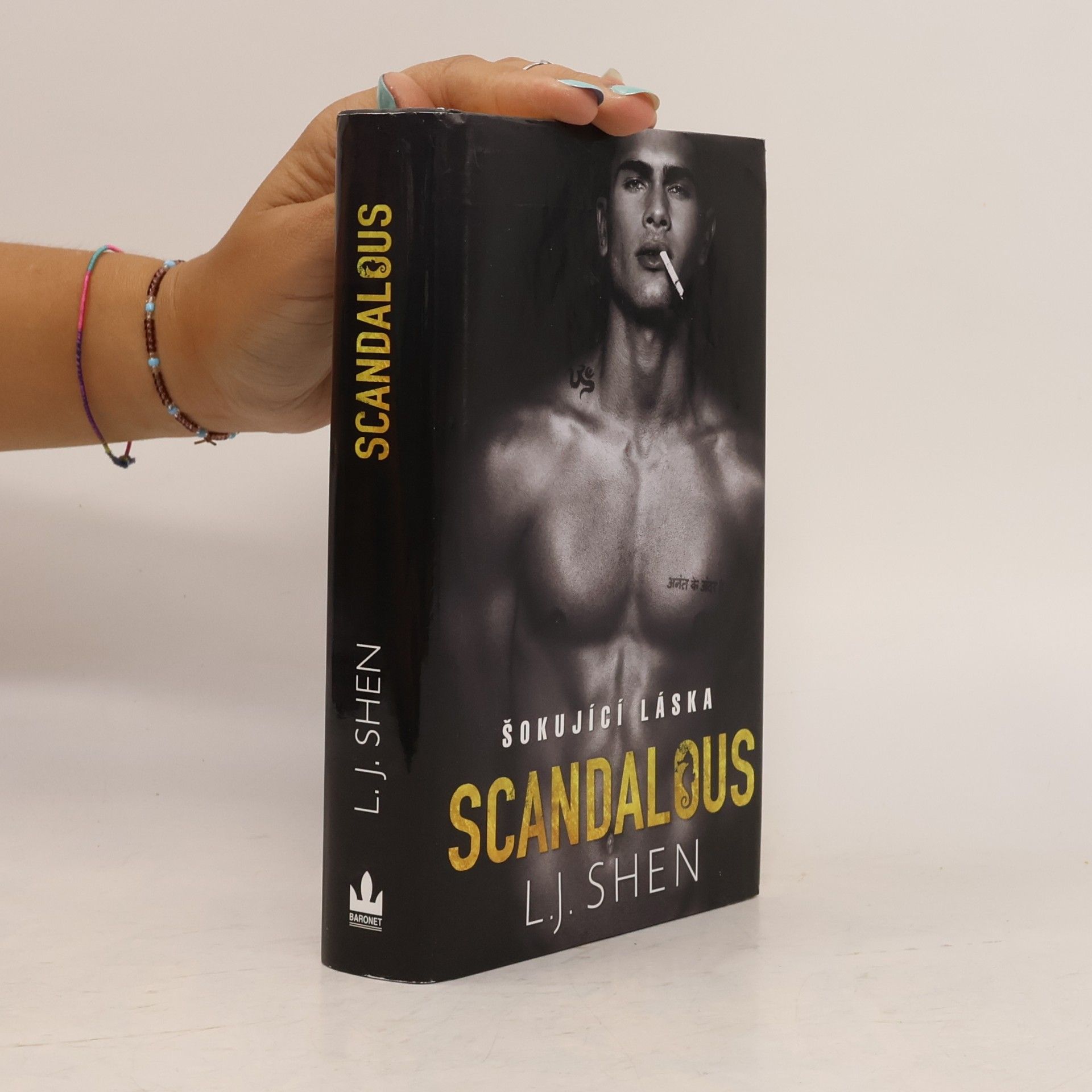 L. J. Shen Scandalous: Šokující láska