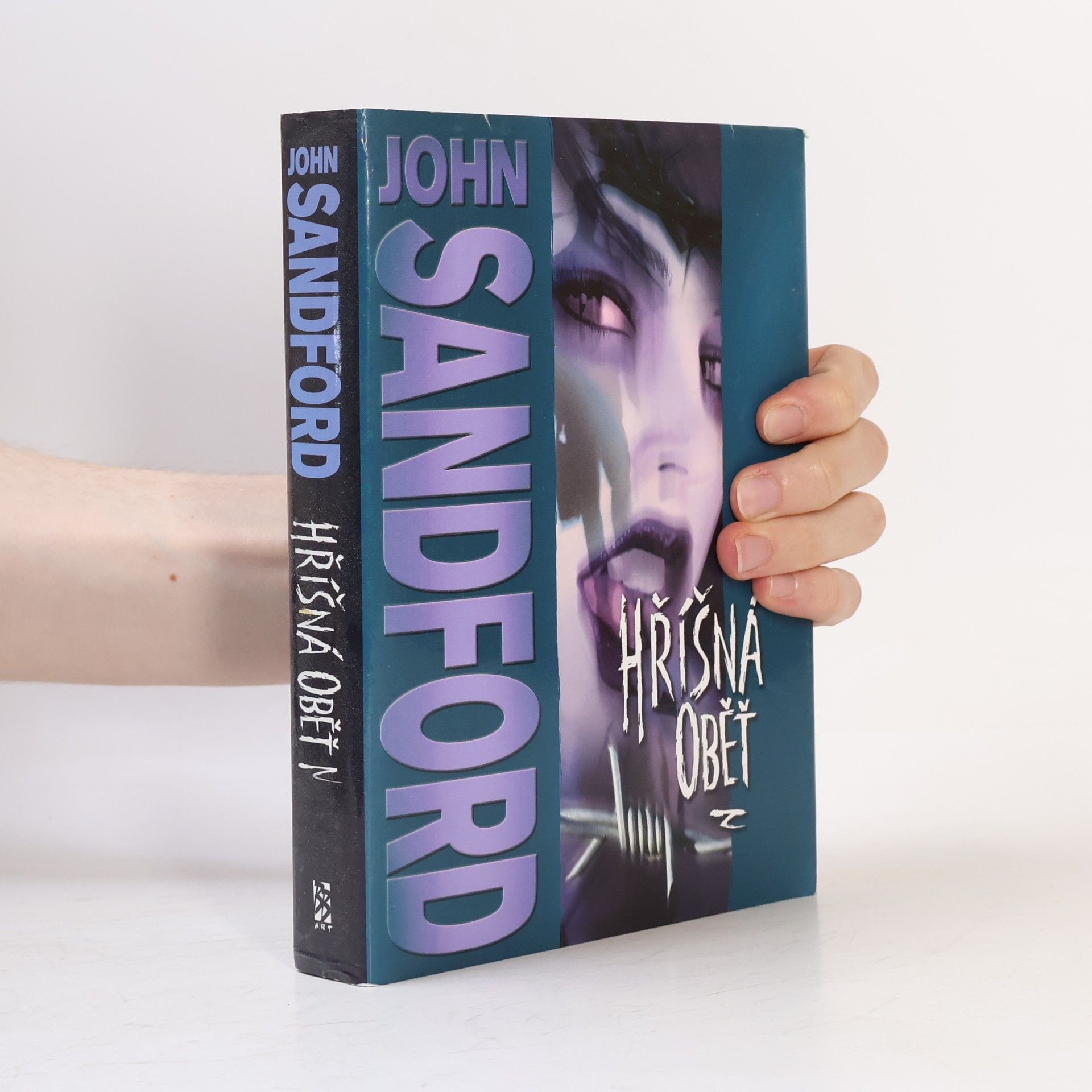 John Roswell Camp Hříšná oběť