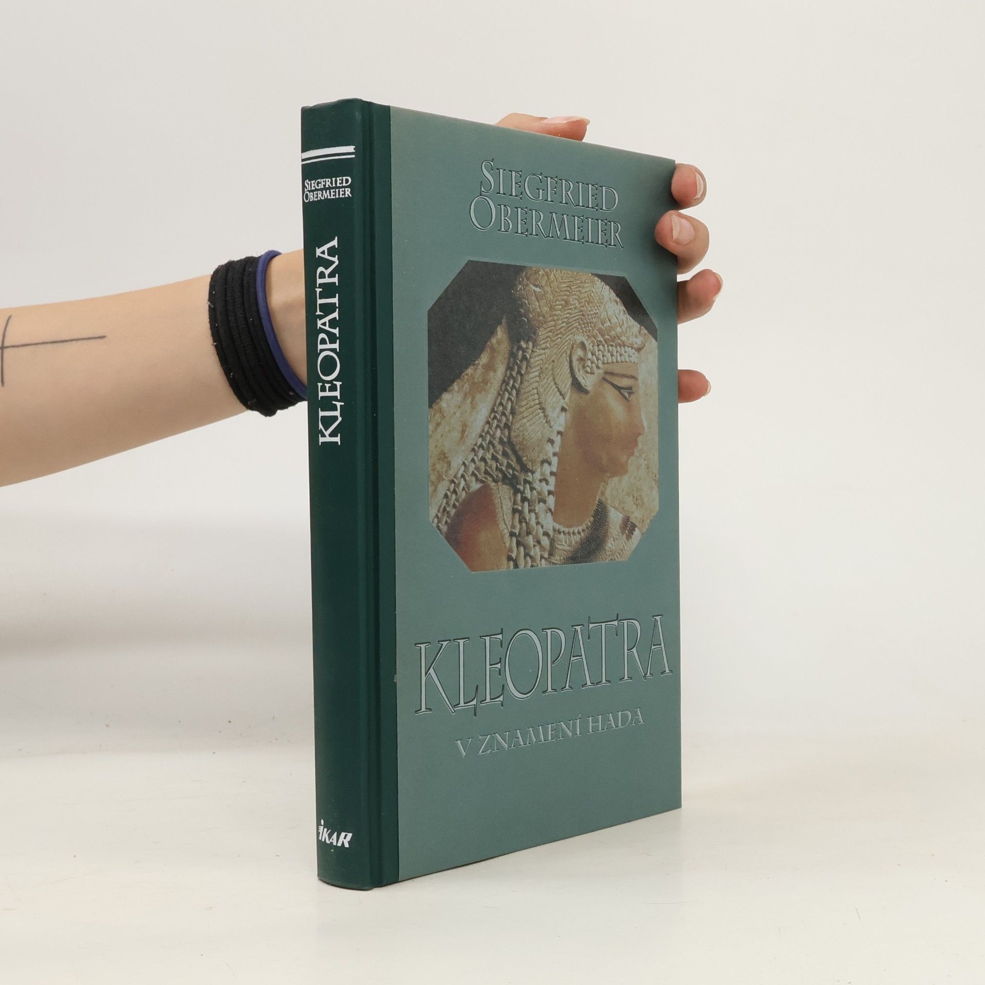 Siegfried Obermeier Kleopatra v znamení hada