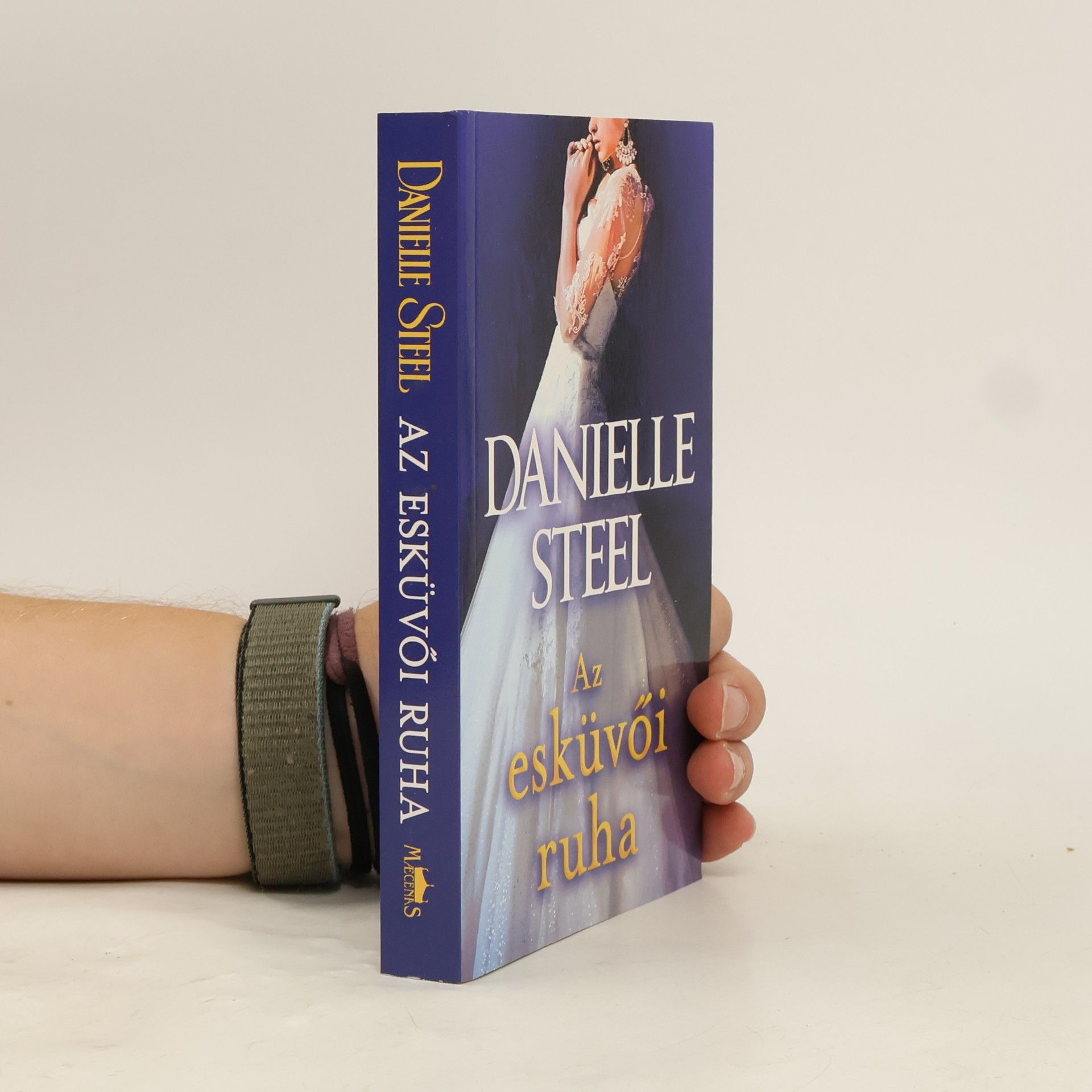 Danielle Steelová Az esküvői ruha