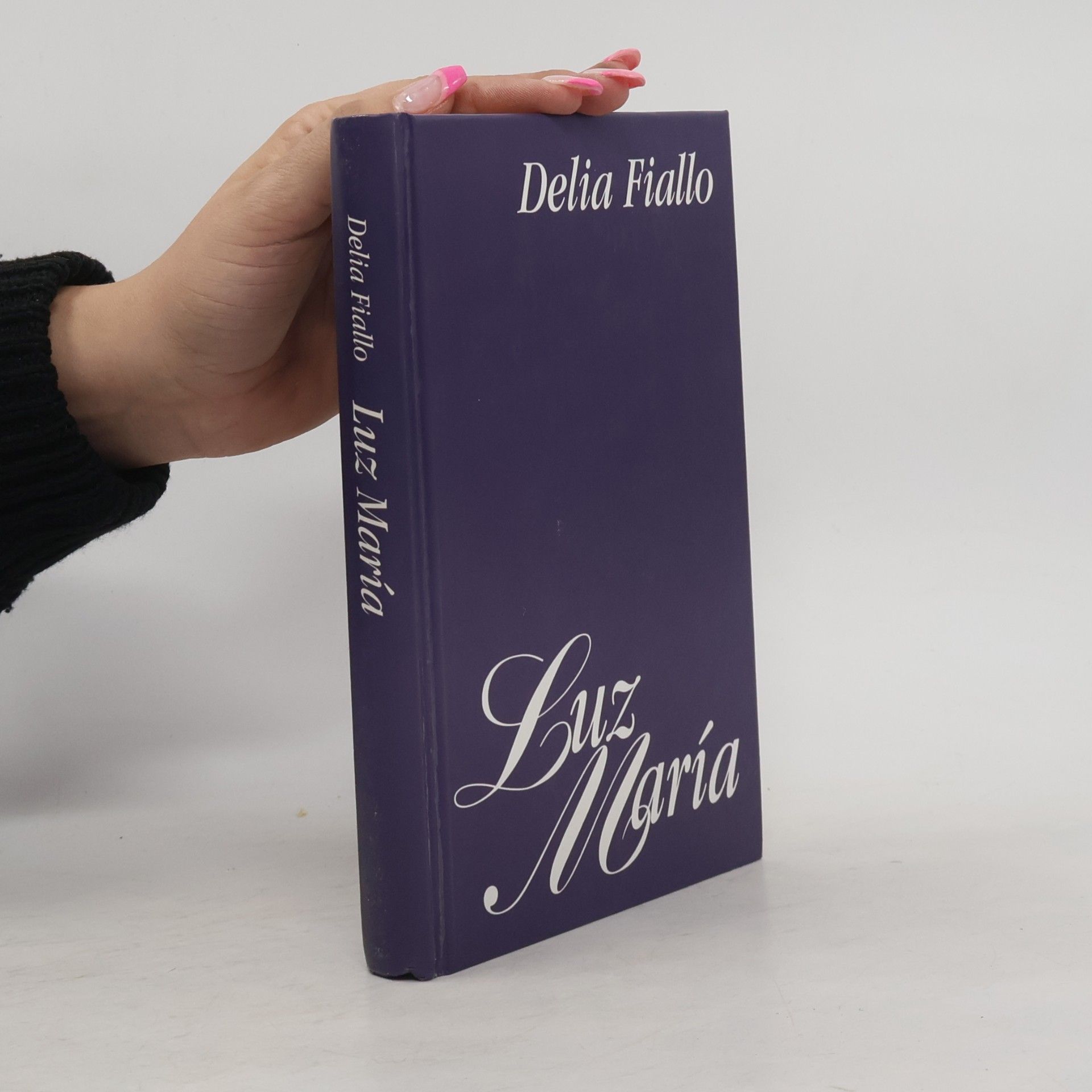 Delia Fiallo Luz María
