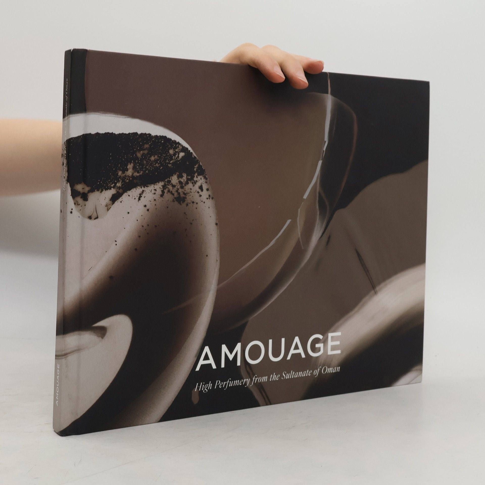 kolektiv Amouage