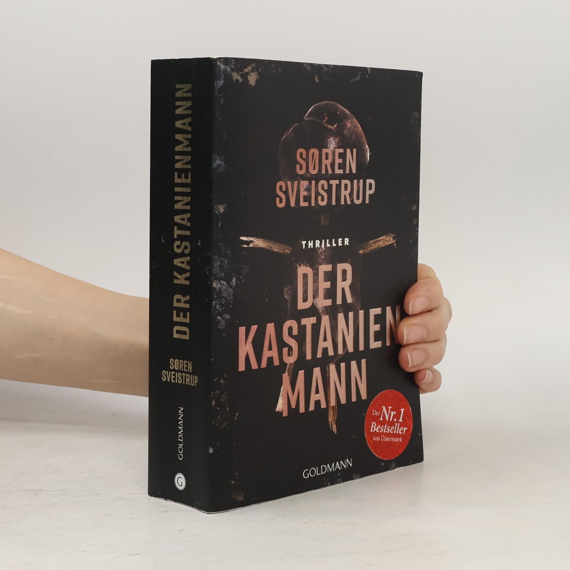 Søren Sveistrup Der Kastanienmann
