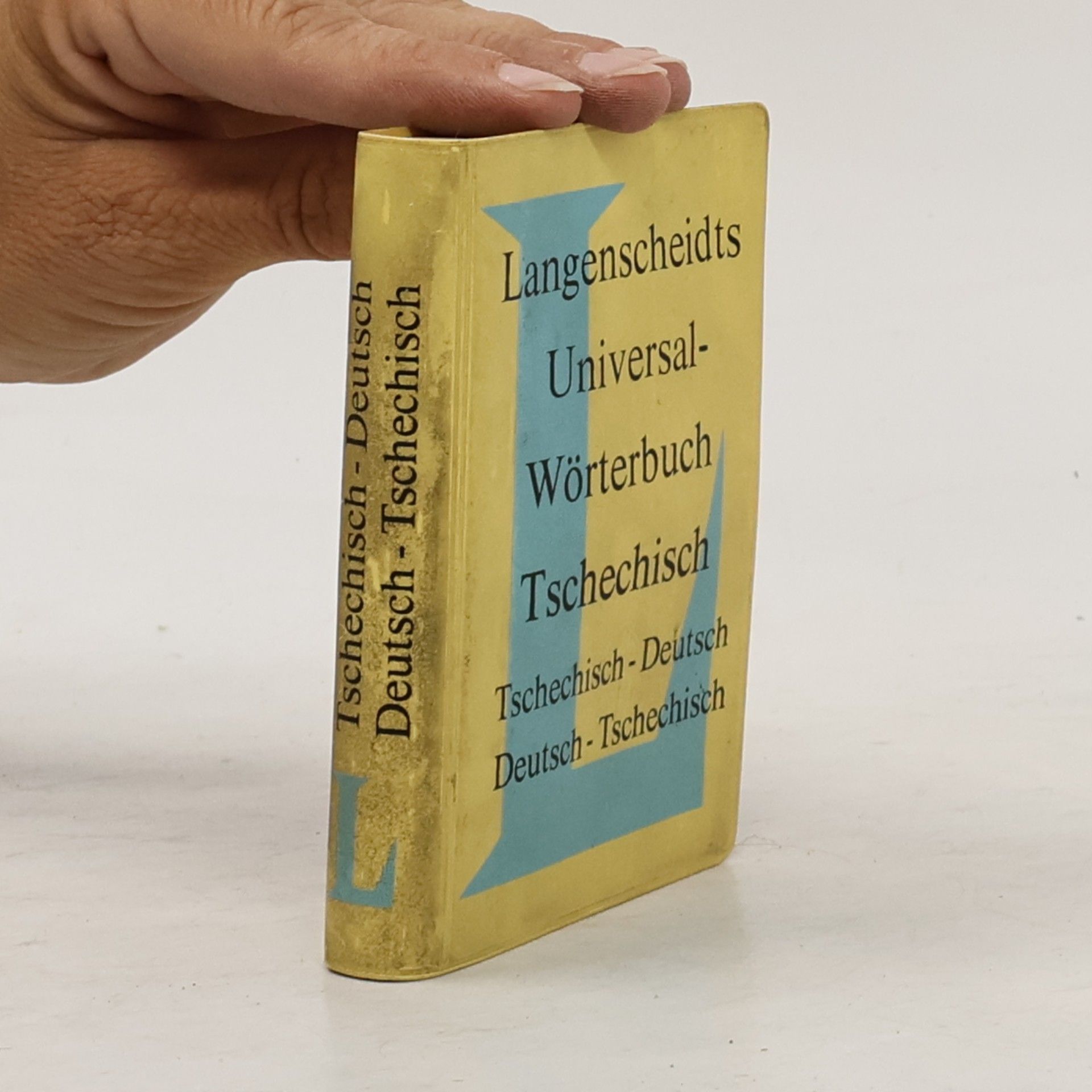 Friedrich Kabesch Langenscheidts Universal-Wörterbuch Tschechisch. Tschechisch-Deutsch / Deutsch-Tschechisch
