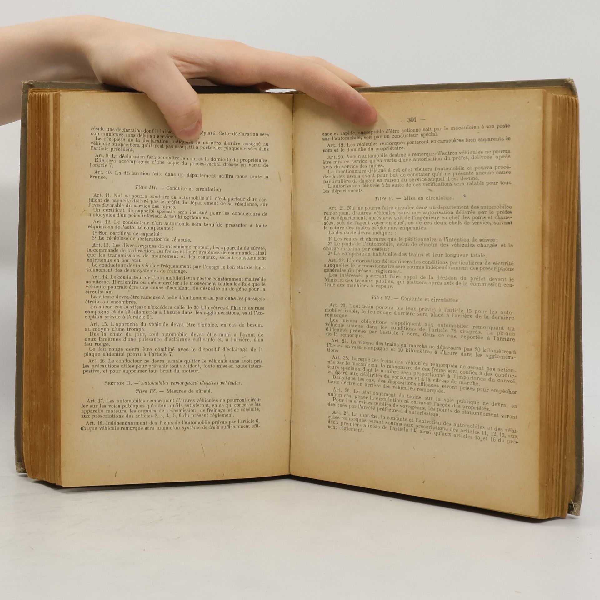 Autores varios Décret annoté: Décret du 20 mai 1903 sur l'organisation et le service de la gendarmerie