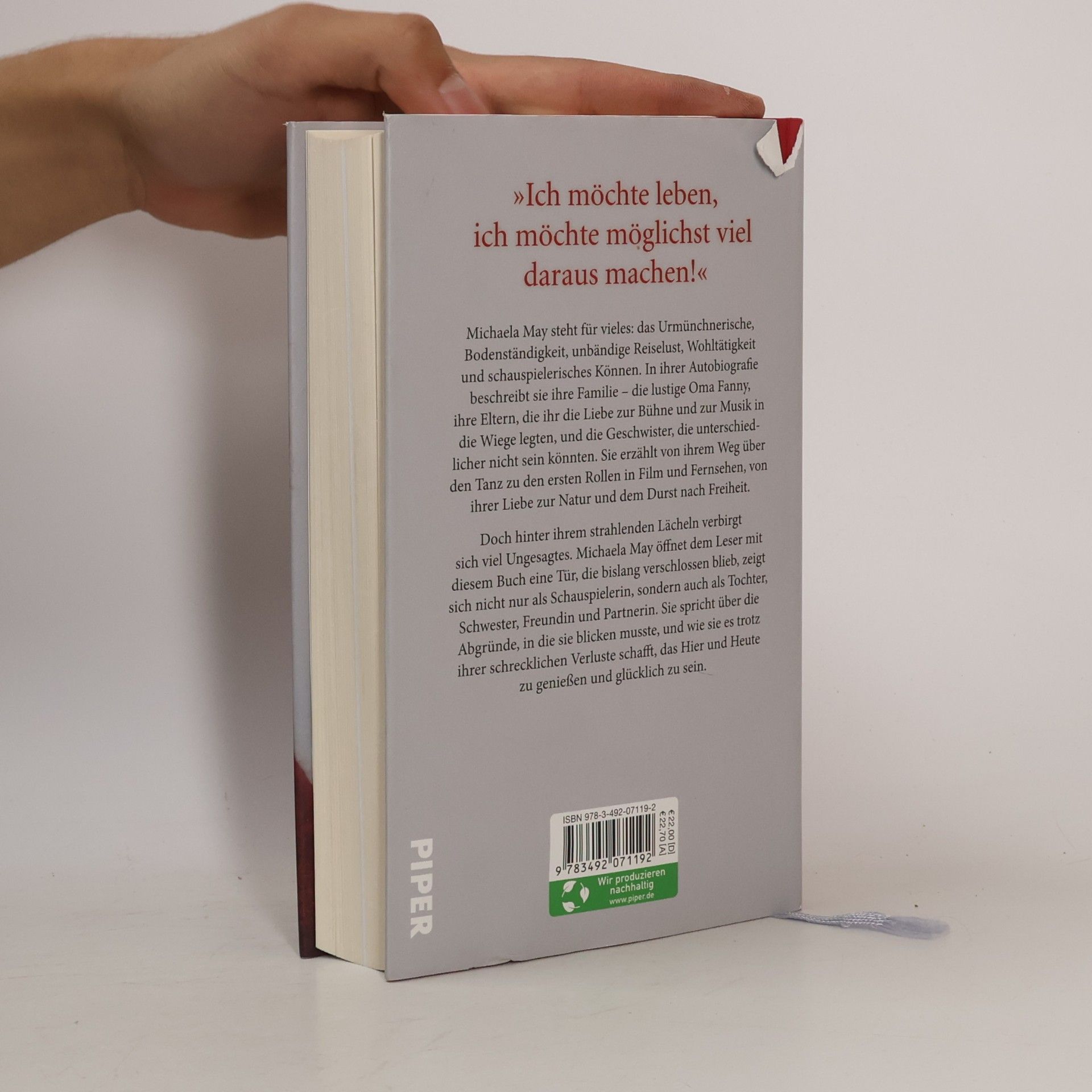 Michaela May Hinter dem Lächeln