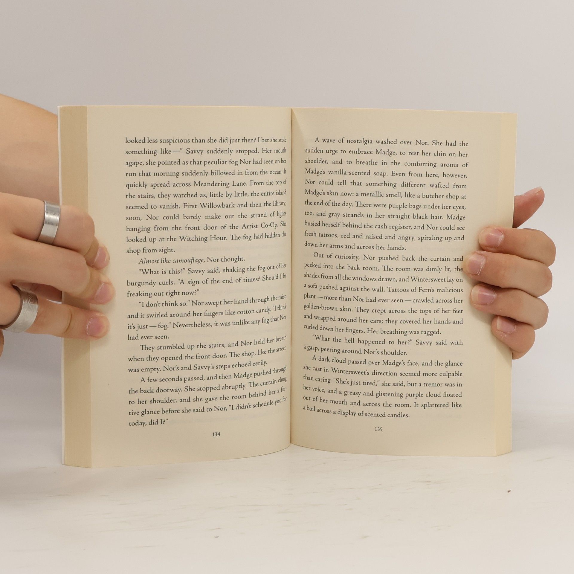 Leslye J. Walton The price guide to the occult
