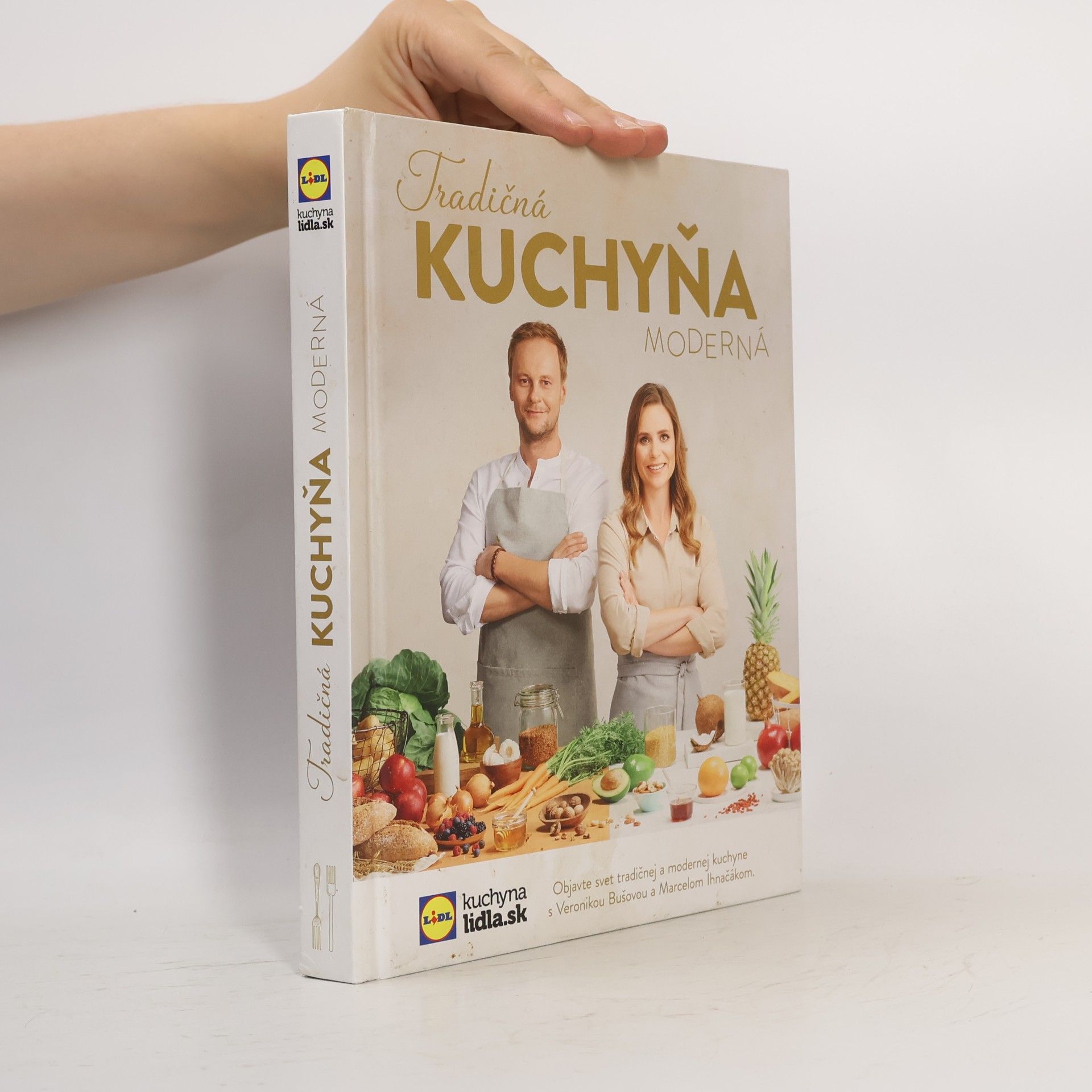 Veronika Bušová Tradičná kuchyňa moderná