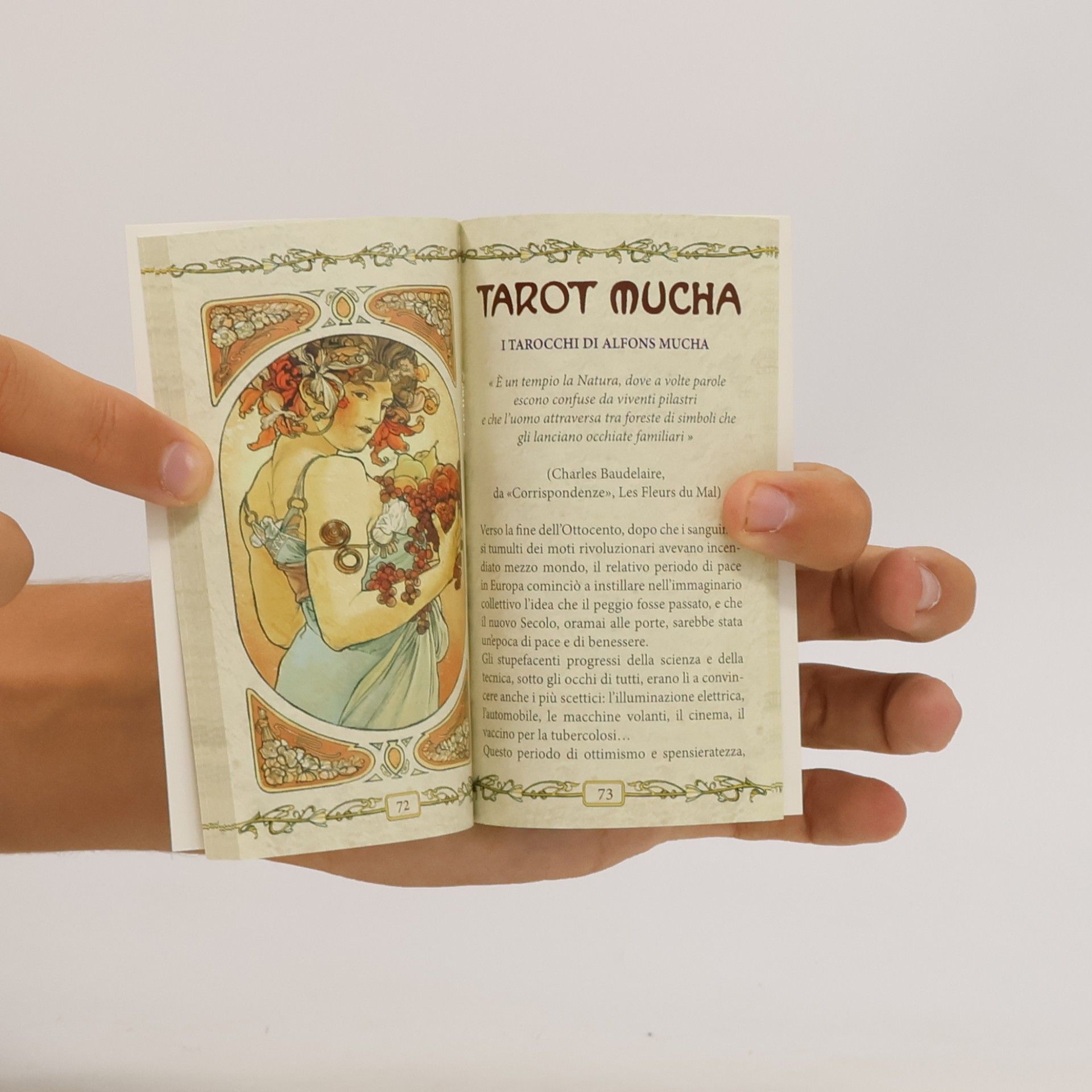 Giulia F. Massaglia Tarot Mucha