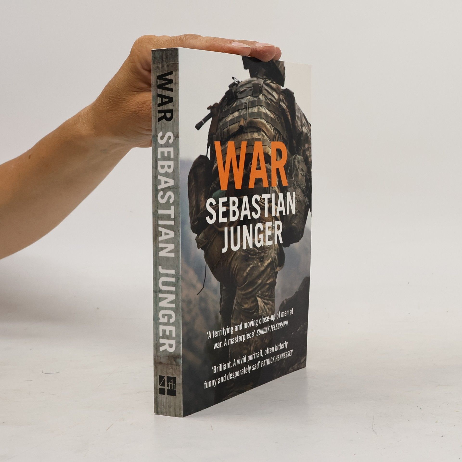 Sebastian Junger War, English Edition