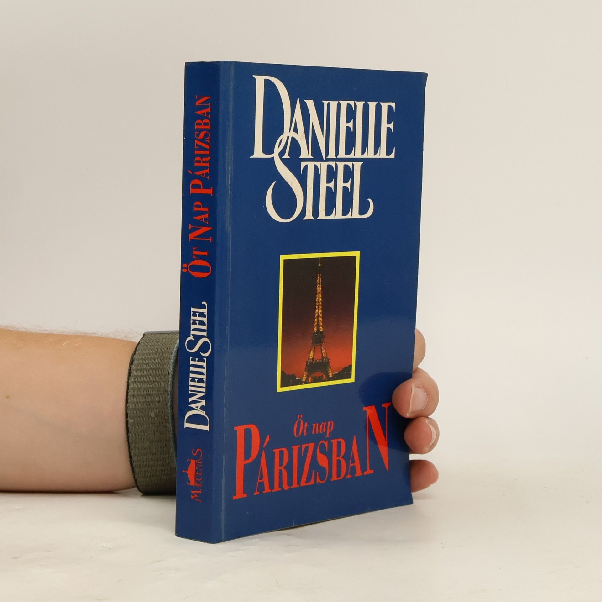 Danielle Steel Öt nap Párizsban