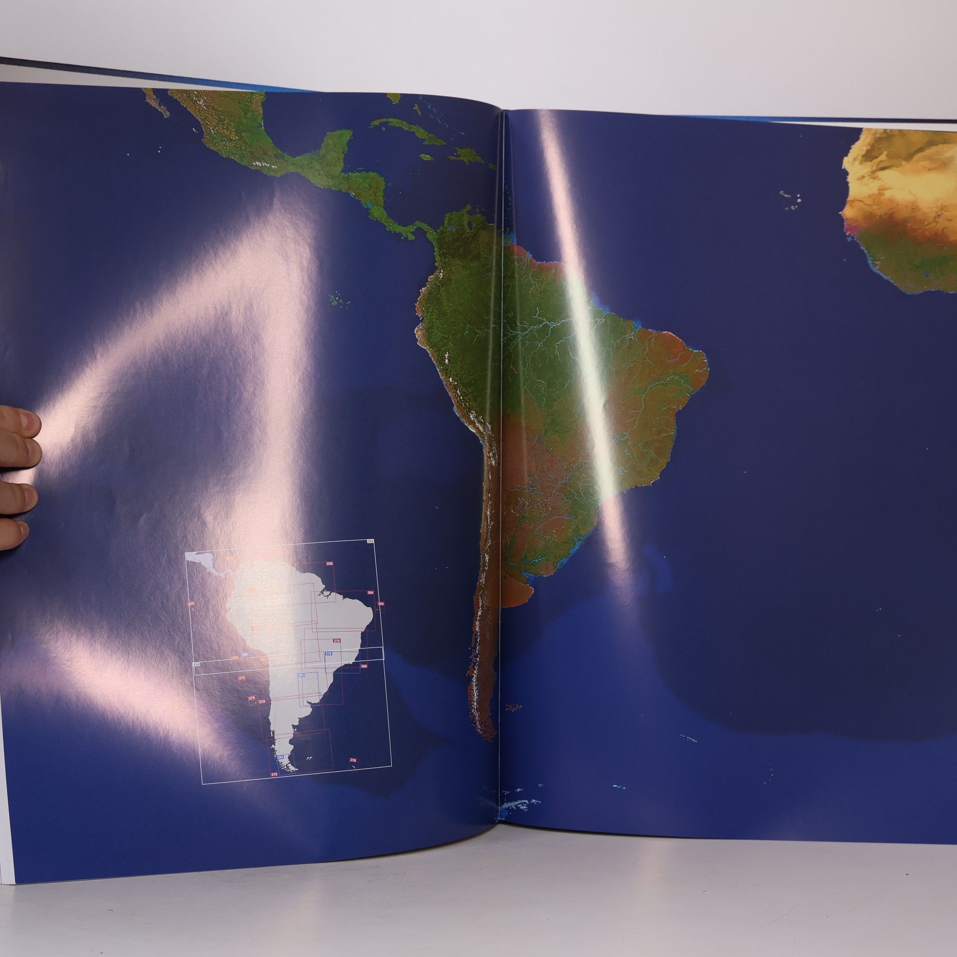 Autorenkollektiv Grosser Atlas der Welt