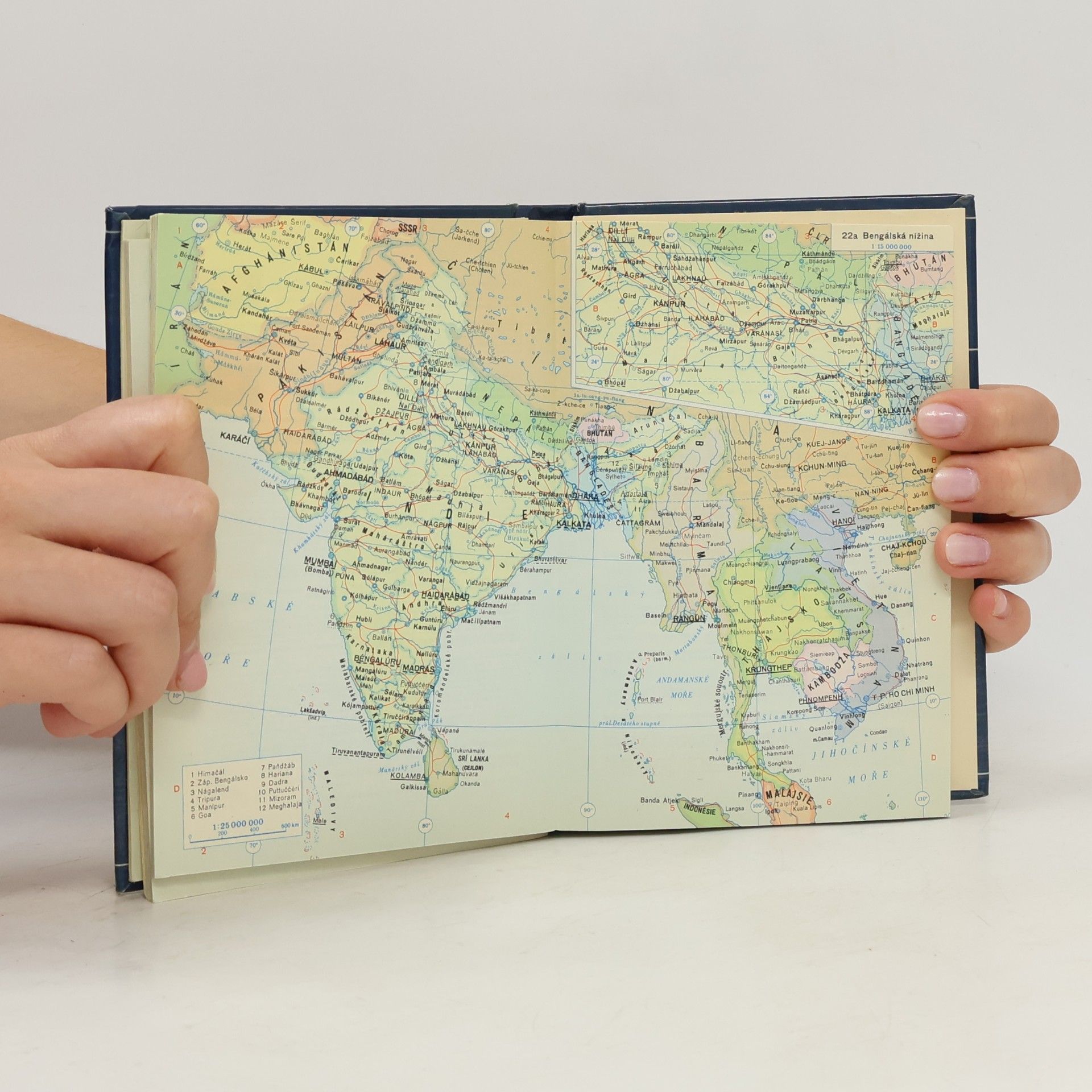 Augustin Fišer Kapesní atlas světa