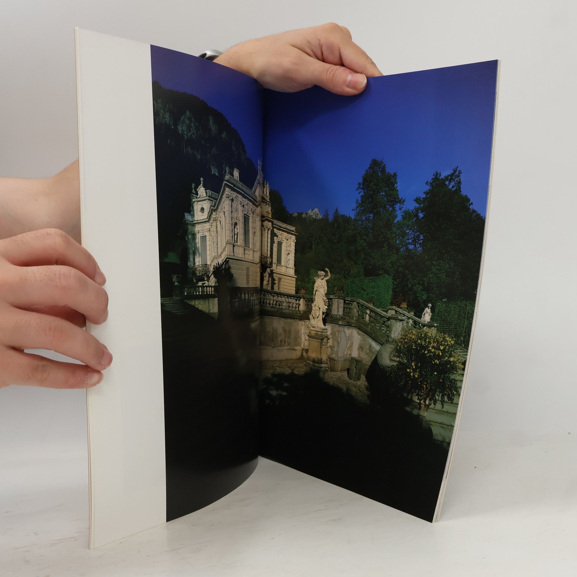 Michael Petzet König Ludwig II. von Bayern und Schloss Linderhof - Deutsche Ausgabe