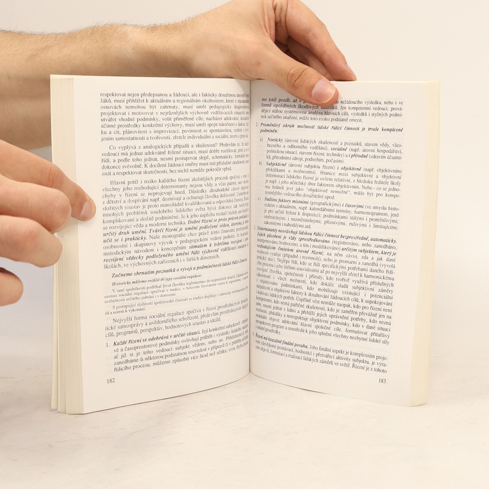 Bohumír Blížkovský Systémová pedagogika : pro studium a tvůrčí praxi