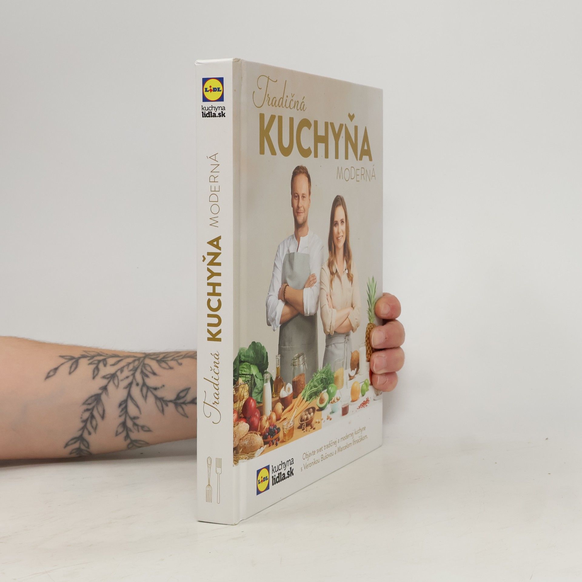 Veronika Bušová Tradičná kuchyňa moderná