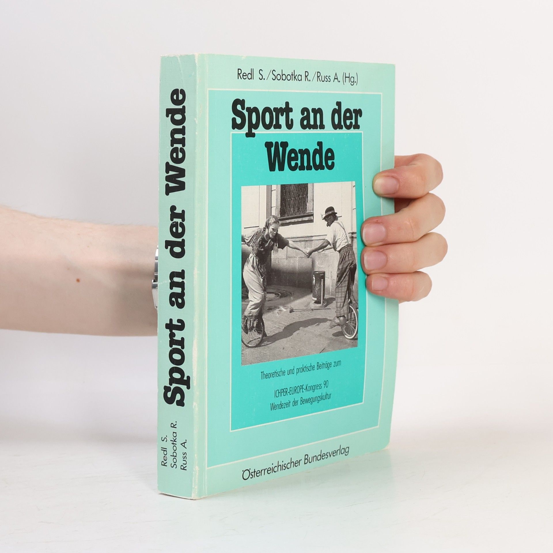 A. Russ Sport an der Wende