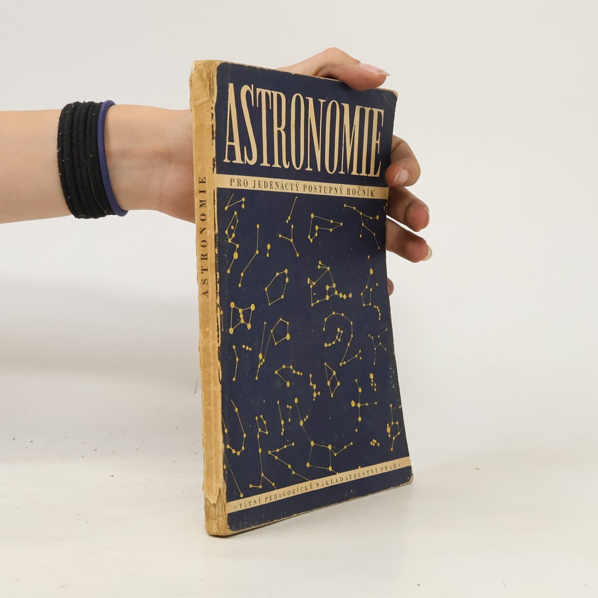 Autorenkollektiv Astronomie pro jedenáctý postupný ročník