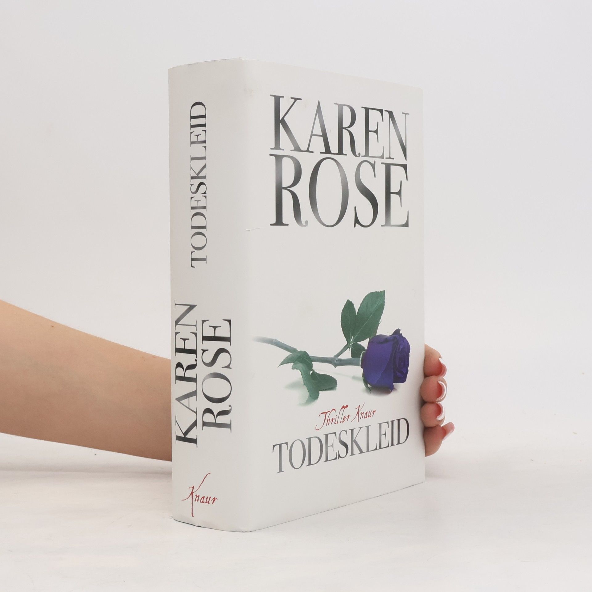 Karen Rose Todeskleid