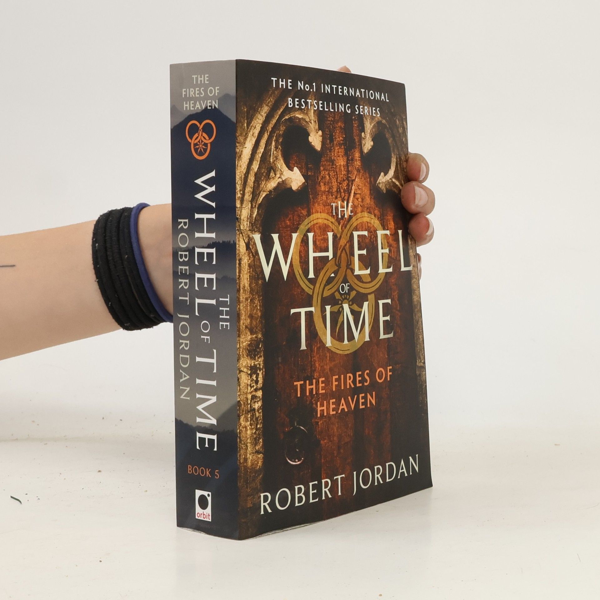 Robert Jordan The Fires of Heaven 5. The Wheel of Time