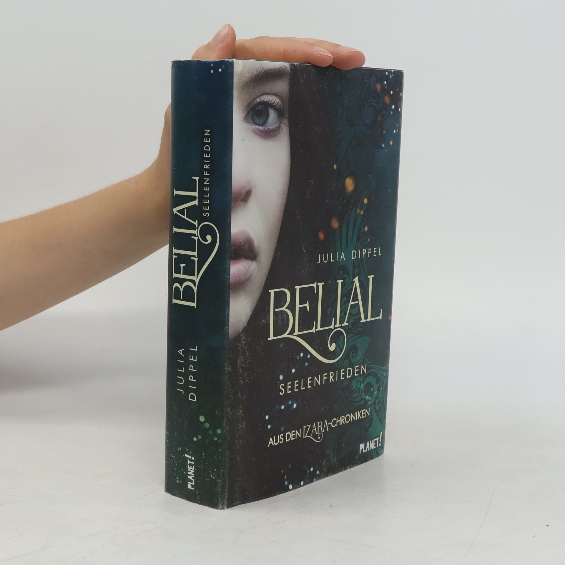 Julia Dippel Izara 6: Belial