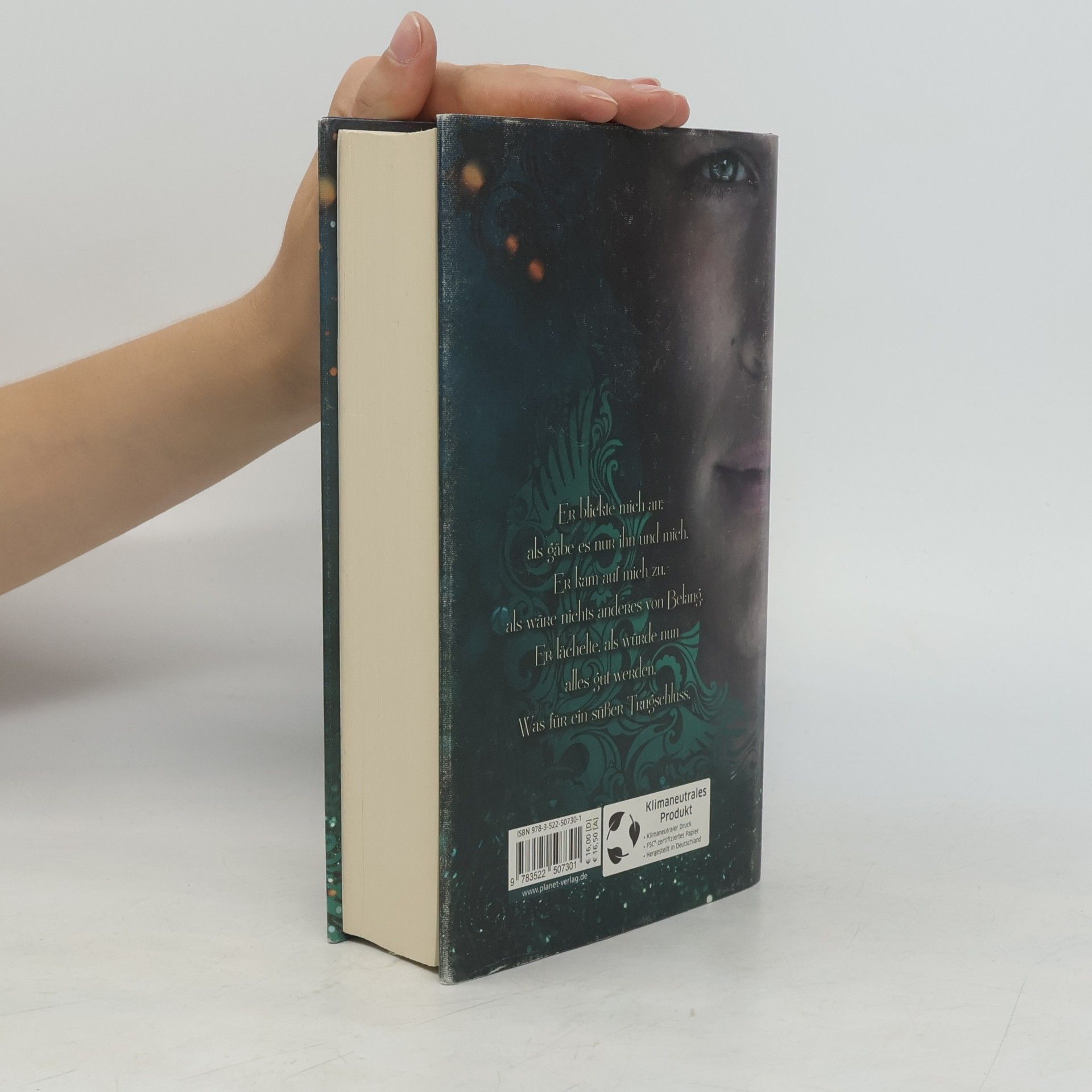 Julia Dippel Izara 6: Belial