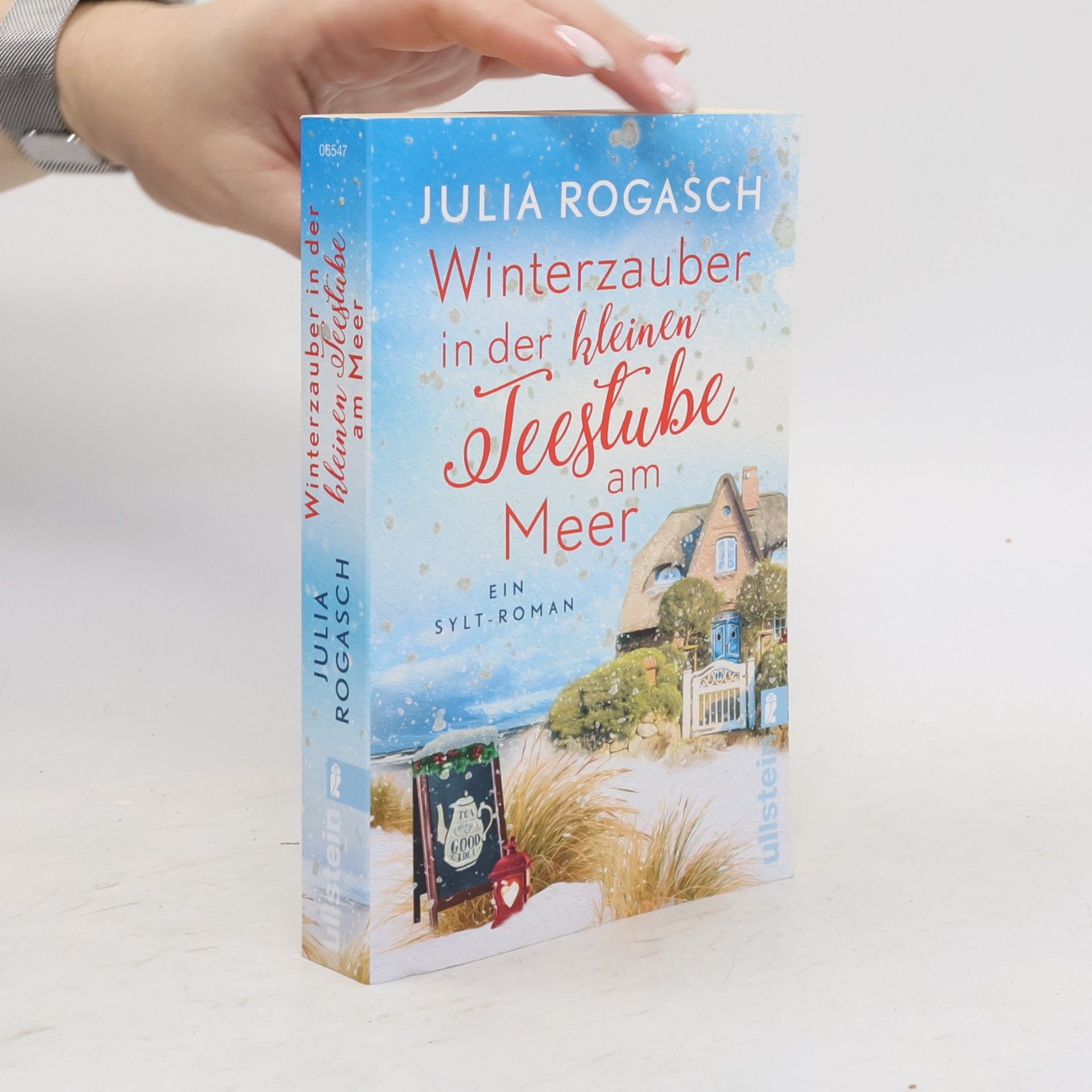 Julia Rogasch Winterzauber in der kleinen Teestube am Meer