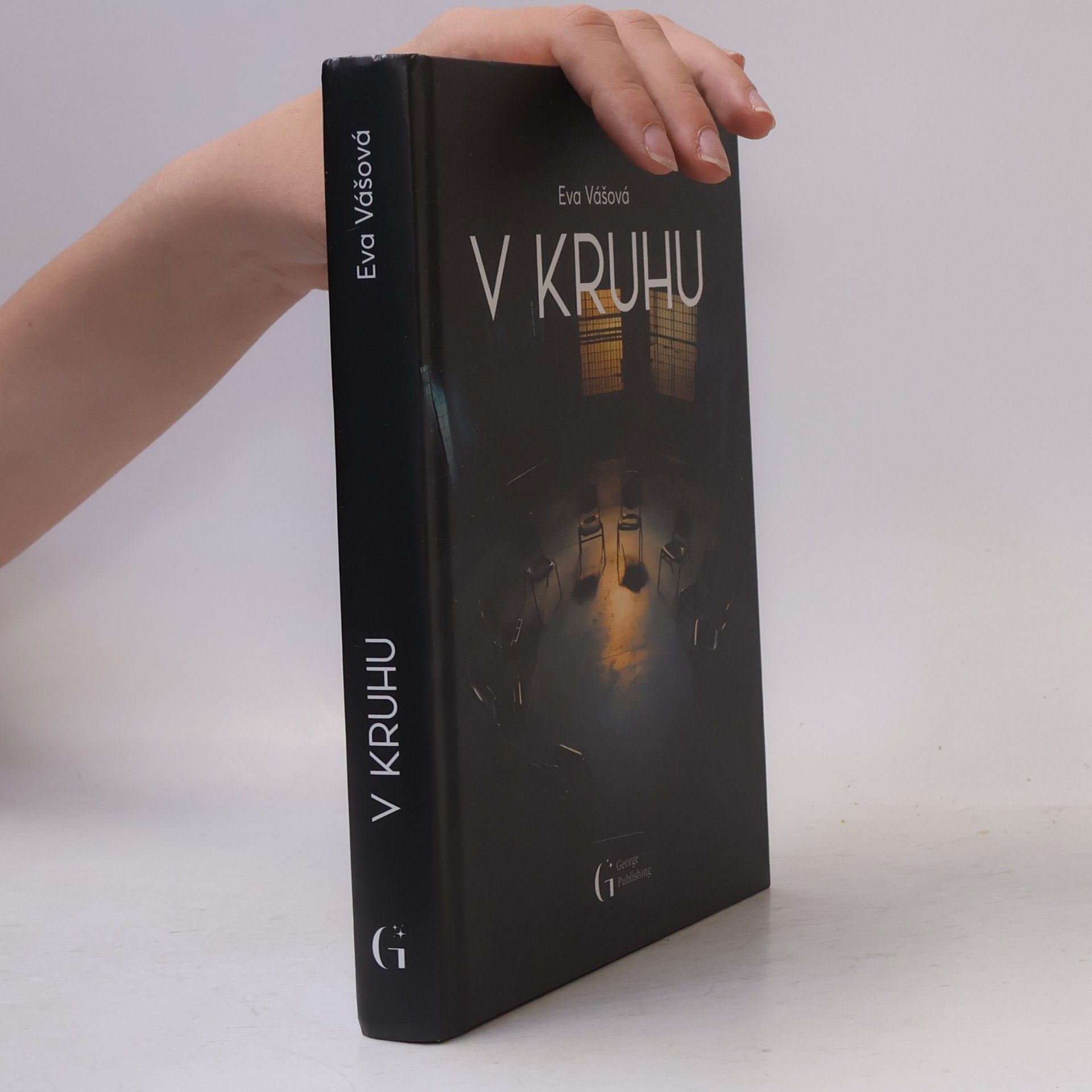 Eva Vášová V kruhu