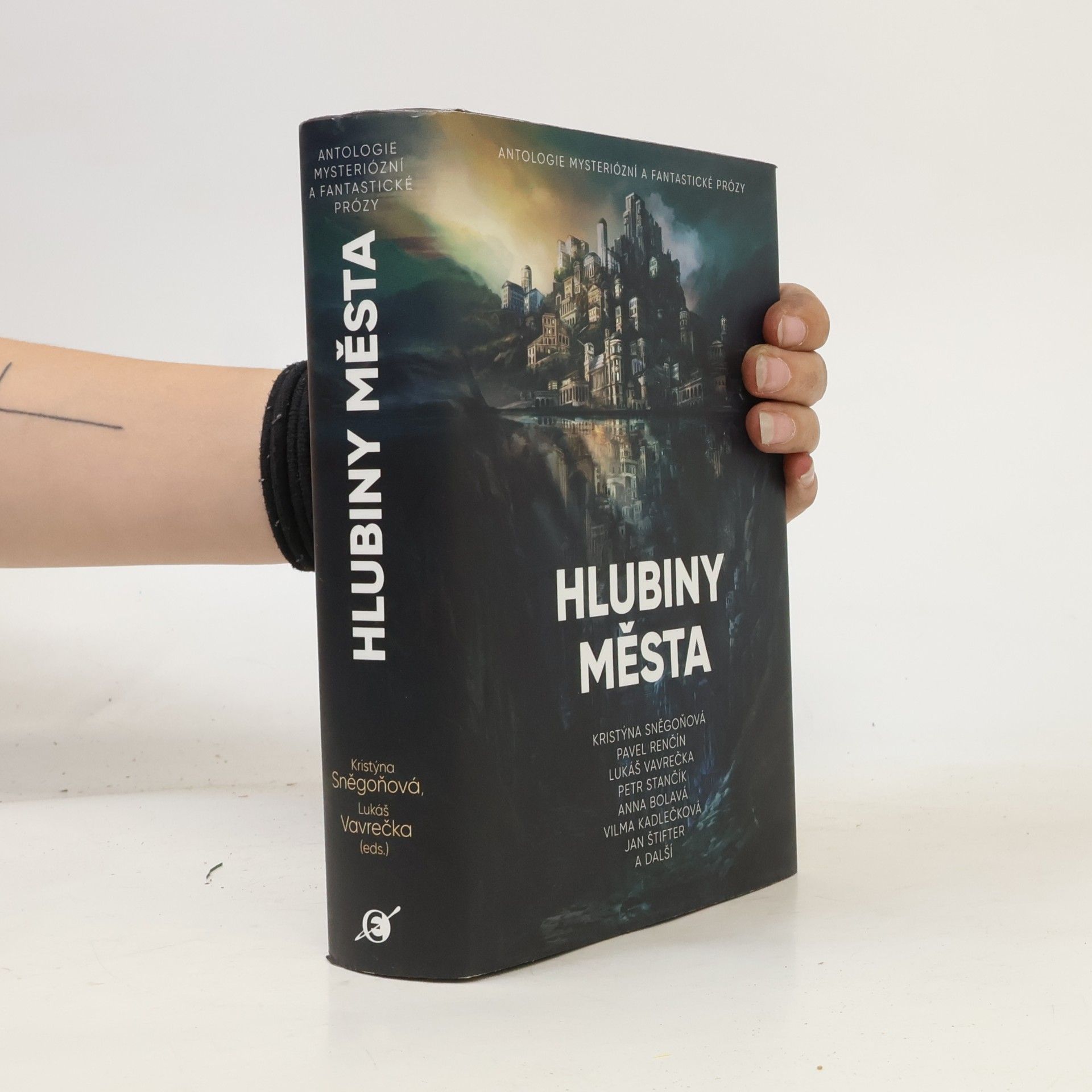 Autorenkollektiv Hlubiny města: antologie mysteriózní a fantastické prózy