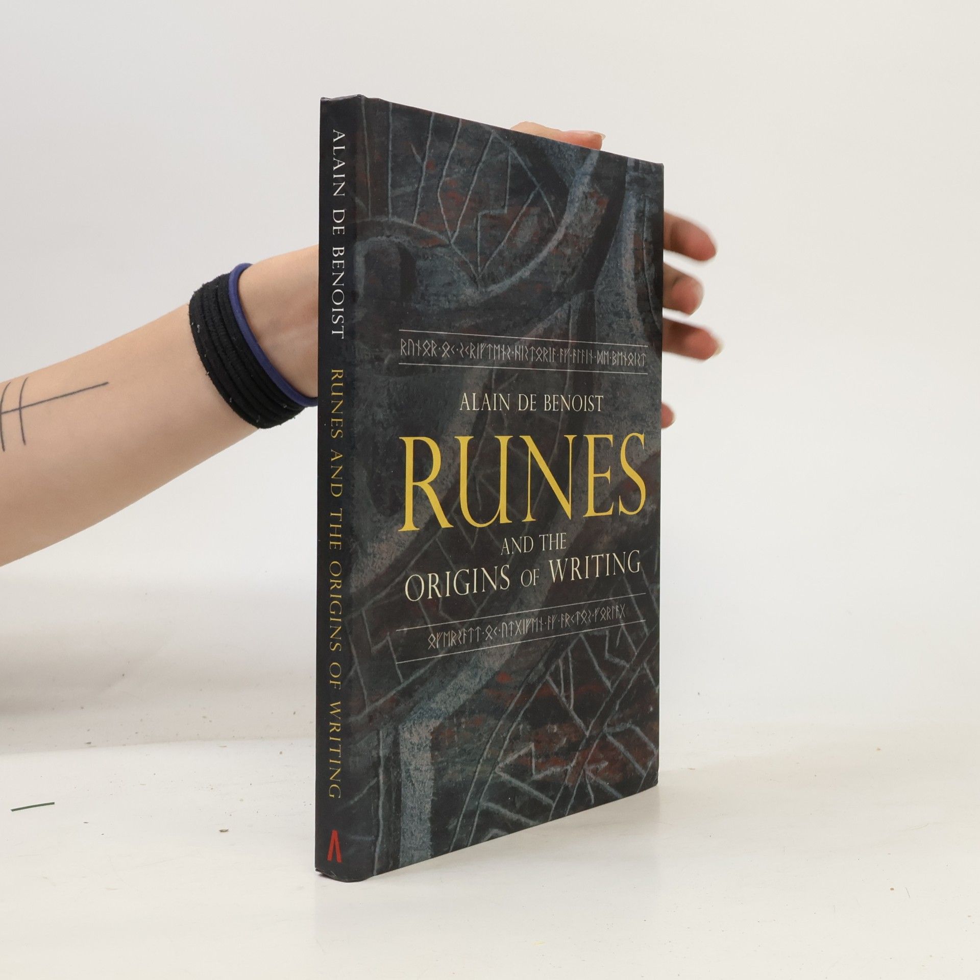 Runes and the Origins of Writing