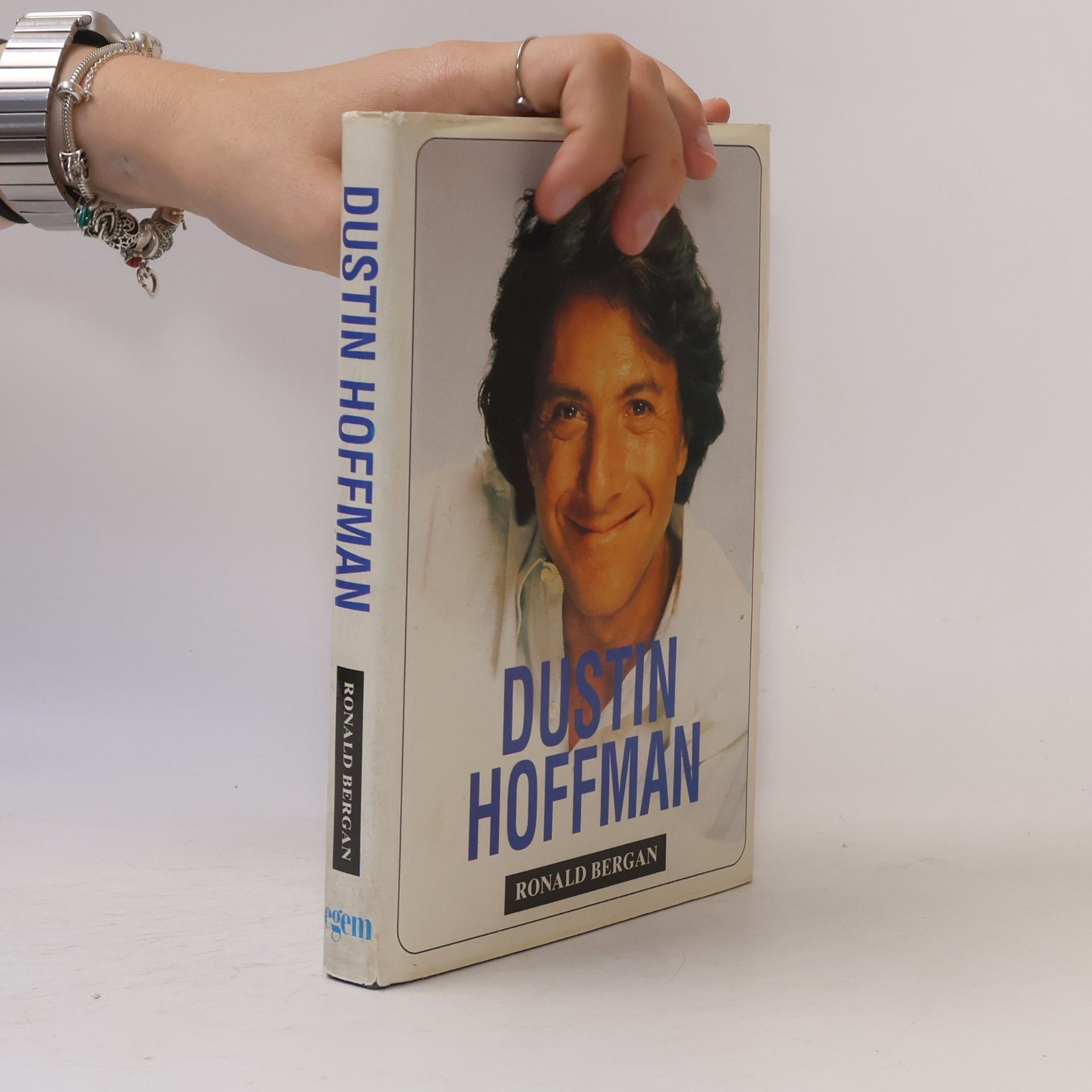 Ronald Bergan Dustin Hoffman