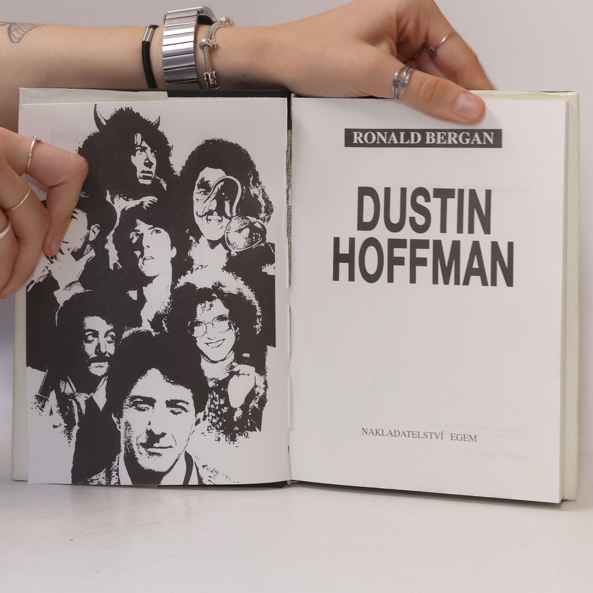 Ronald Bergan Dustin Hoffman