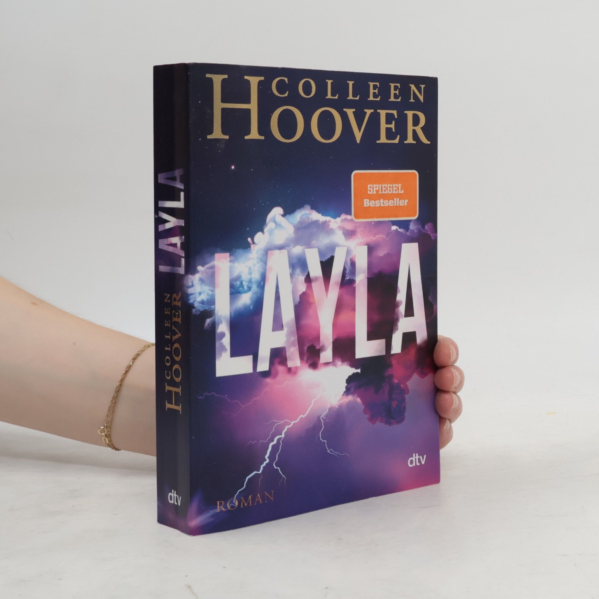 Colleen Hoover Layla