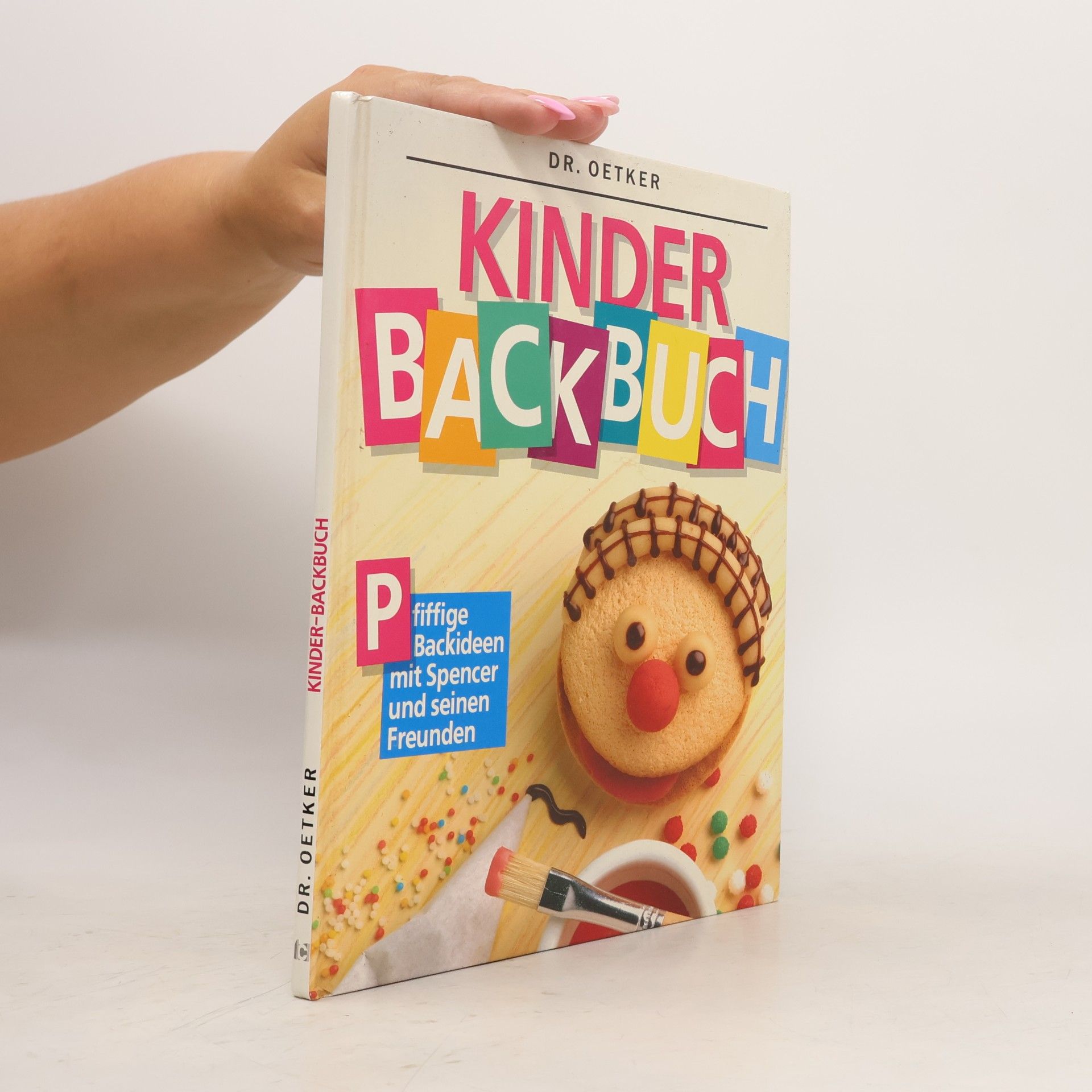 Gisela Knutzen Dr.-Oetker-Kinderbackbuch