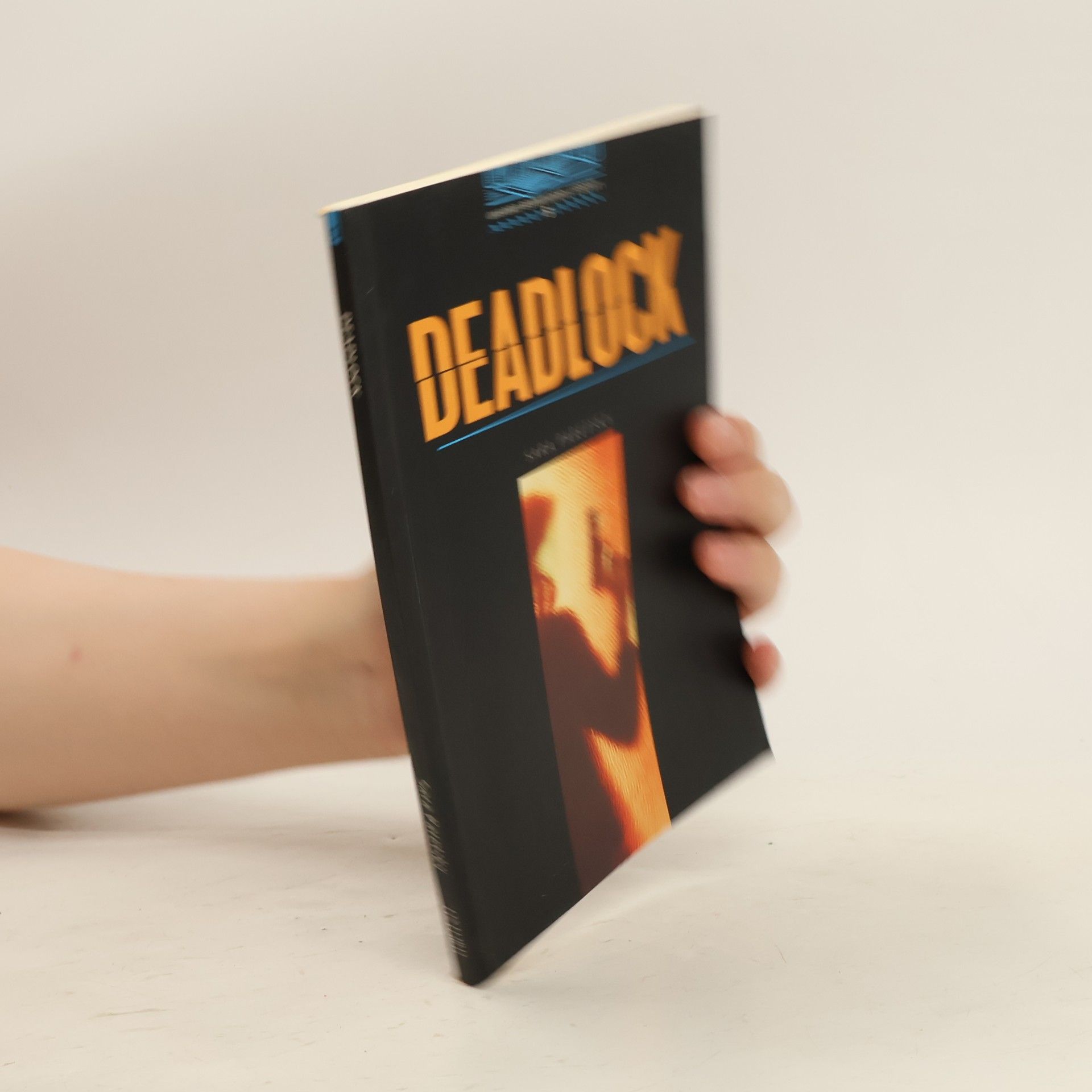 Sara Paretsky Deadlock