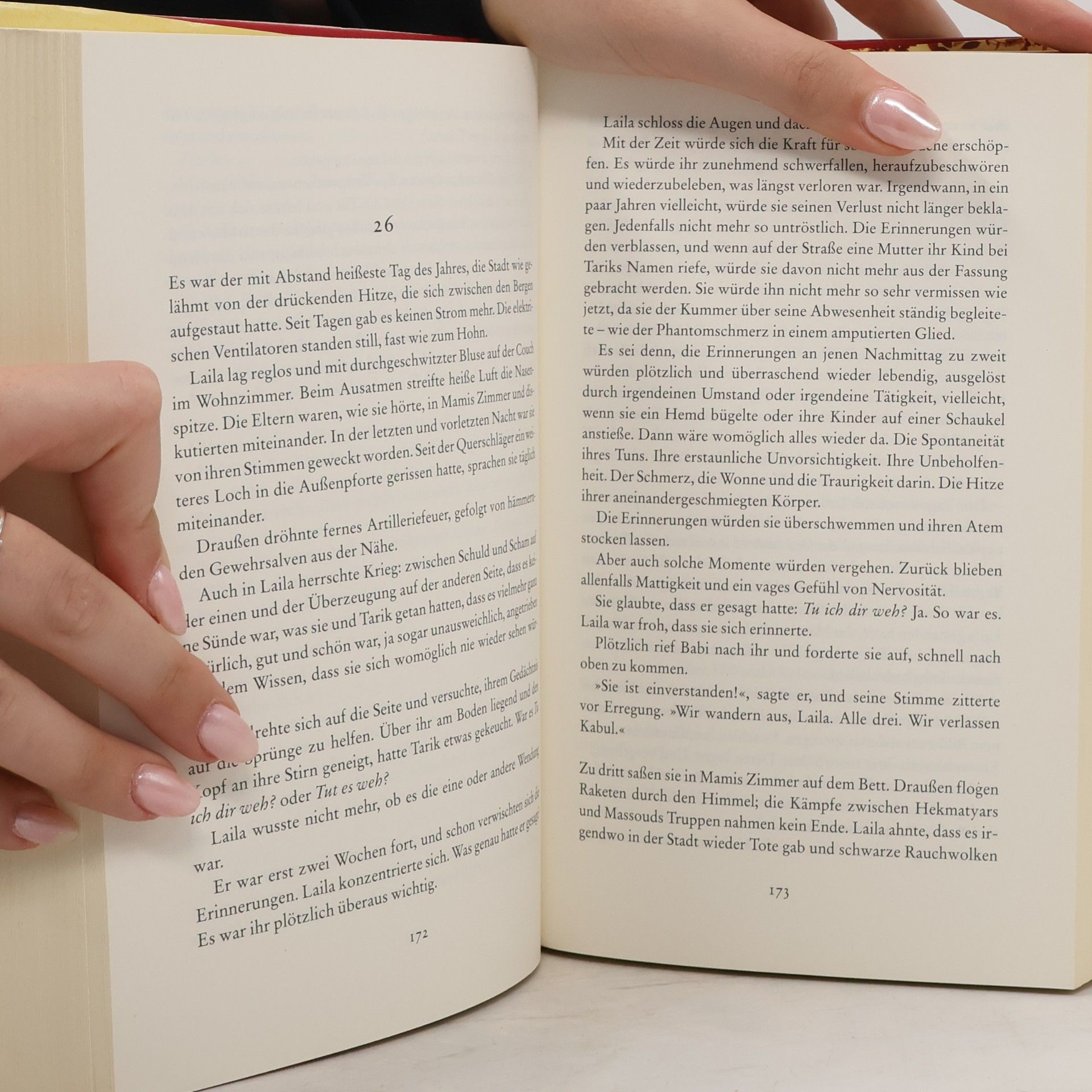 Khaled Hosseini Tausend strahlende Sonnen