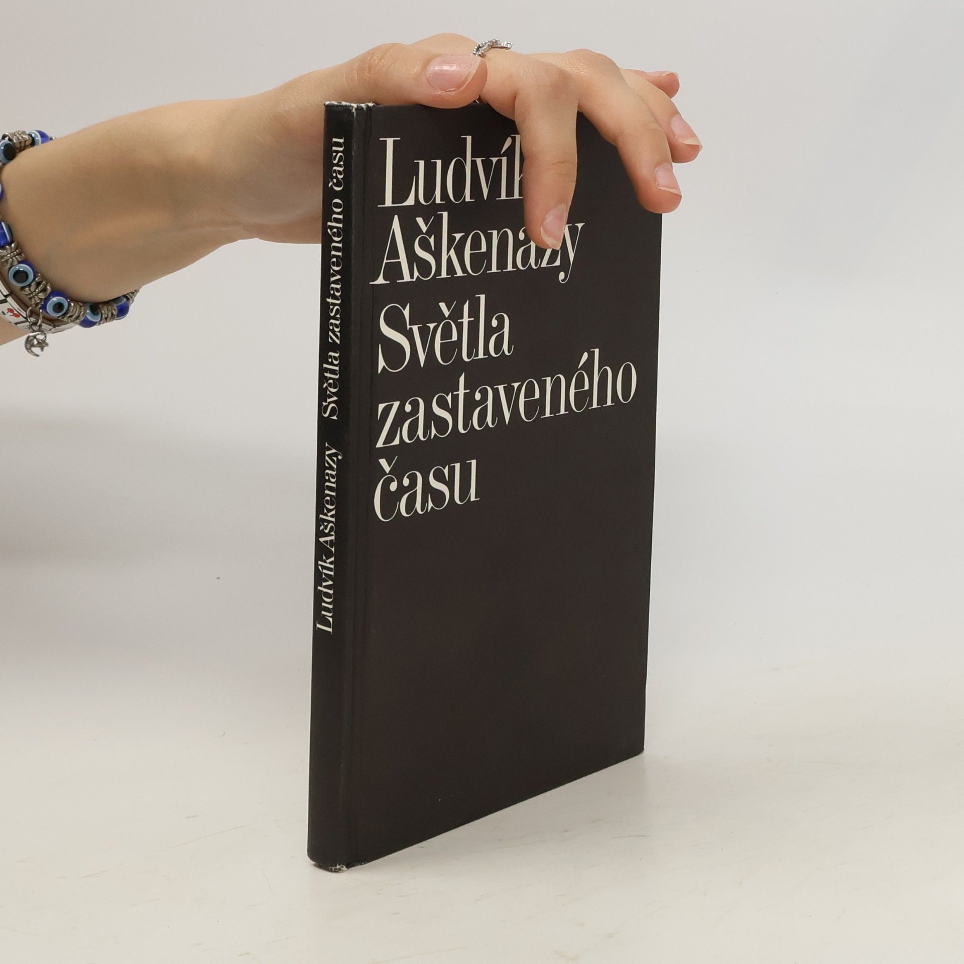 Ludvík Aškenazy Světla zastaveného času