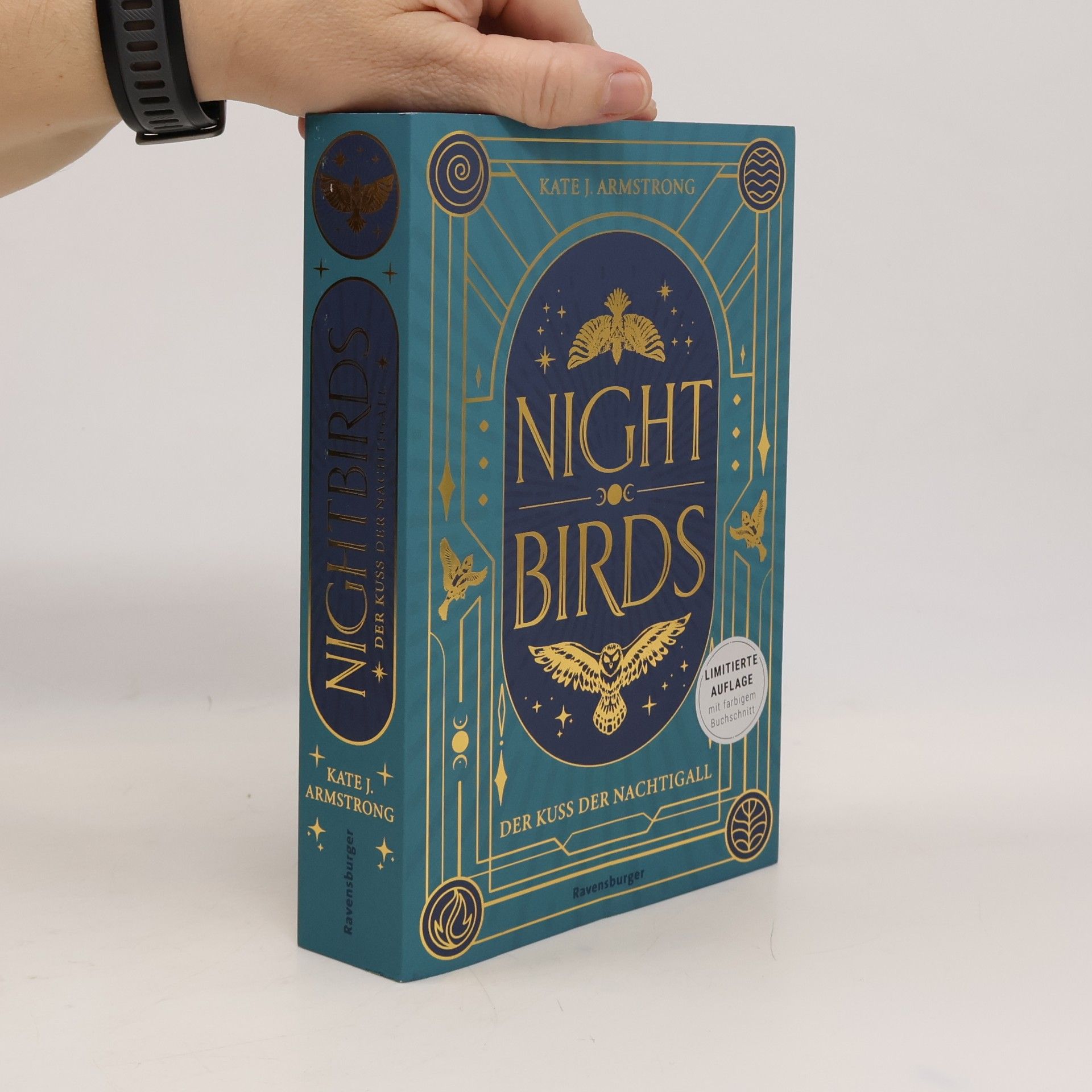 Kate Armstrong Nightbirds, Band 1: Der Kuss der Nachtigall (Epische Romantasy Limitierte Auflage mit Farbschnitt)