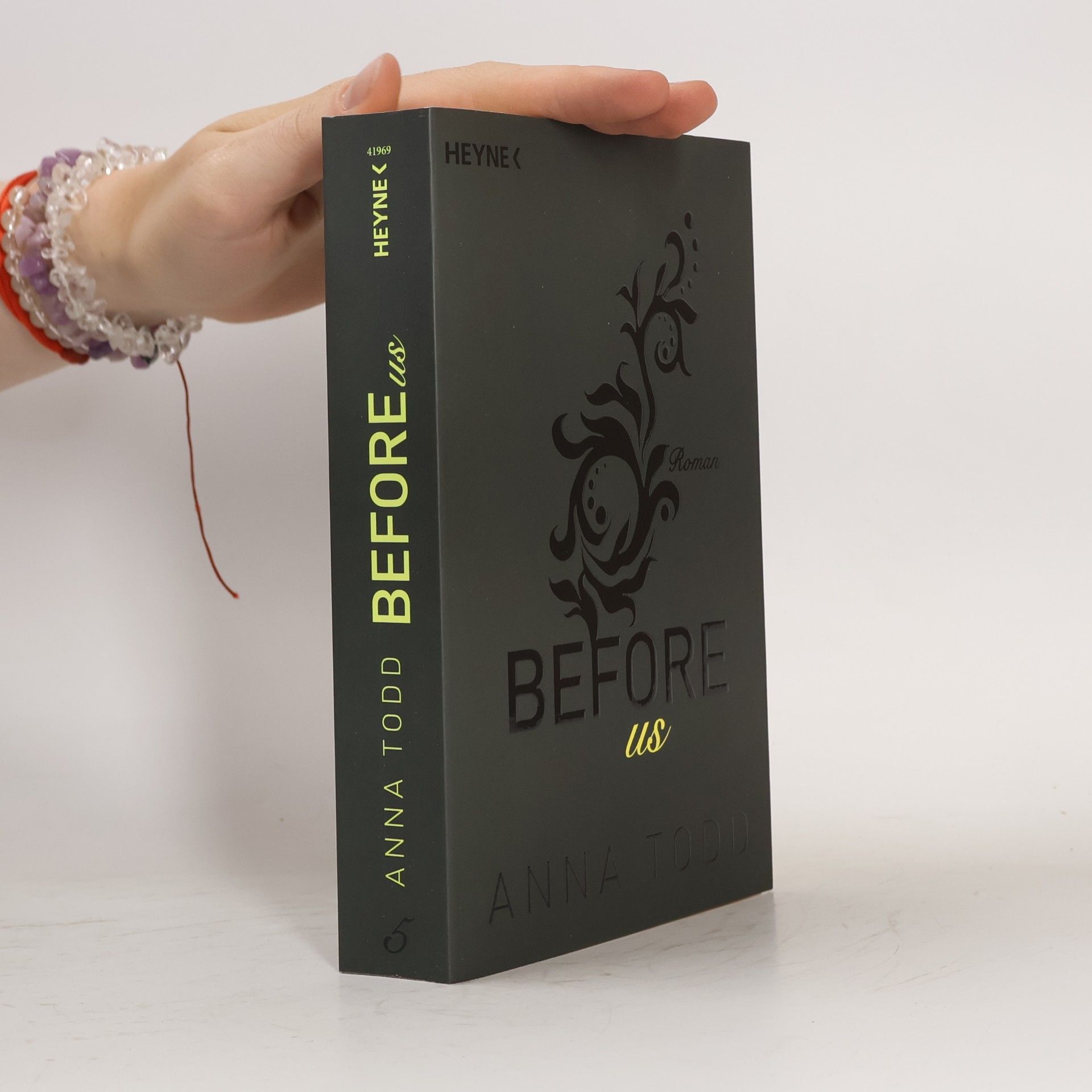 Anna Todd After 5. Before Us
